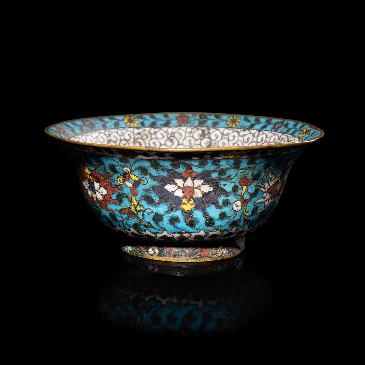 A Chinese Cloisonné Enamel Bowl, Late Ming Dynasty-Early Qing Dynasty 明末清初 掐絲琺琅西番蓮紋碗