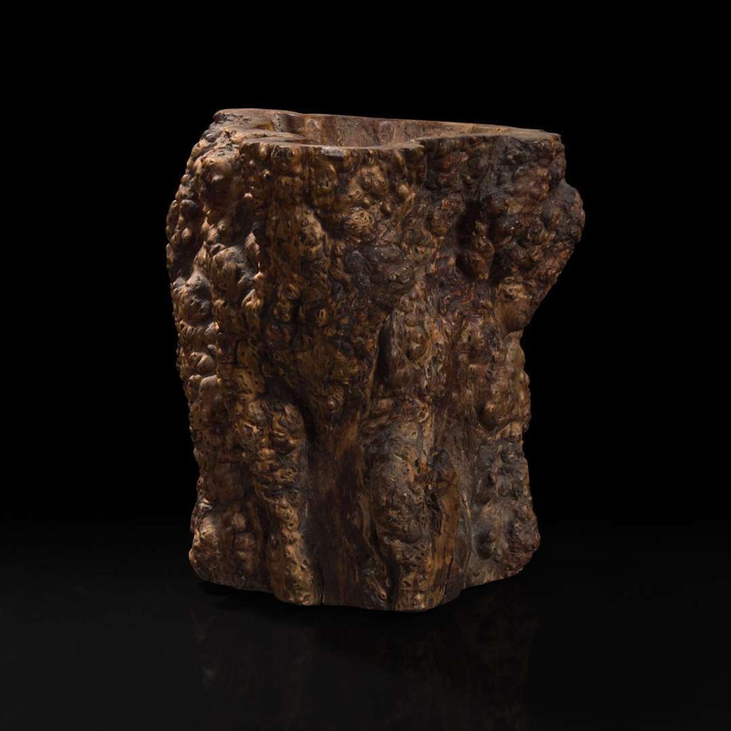 A burlwood brush pot