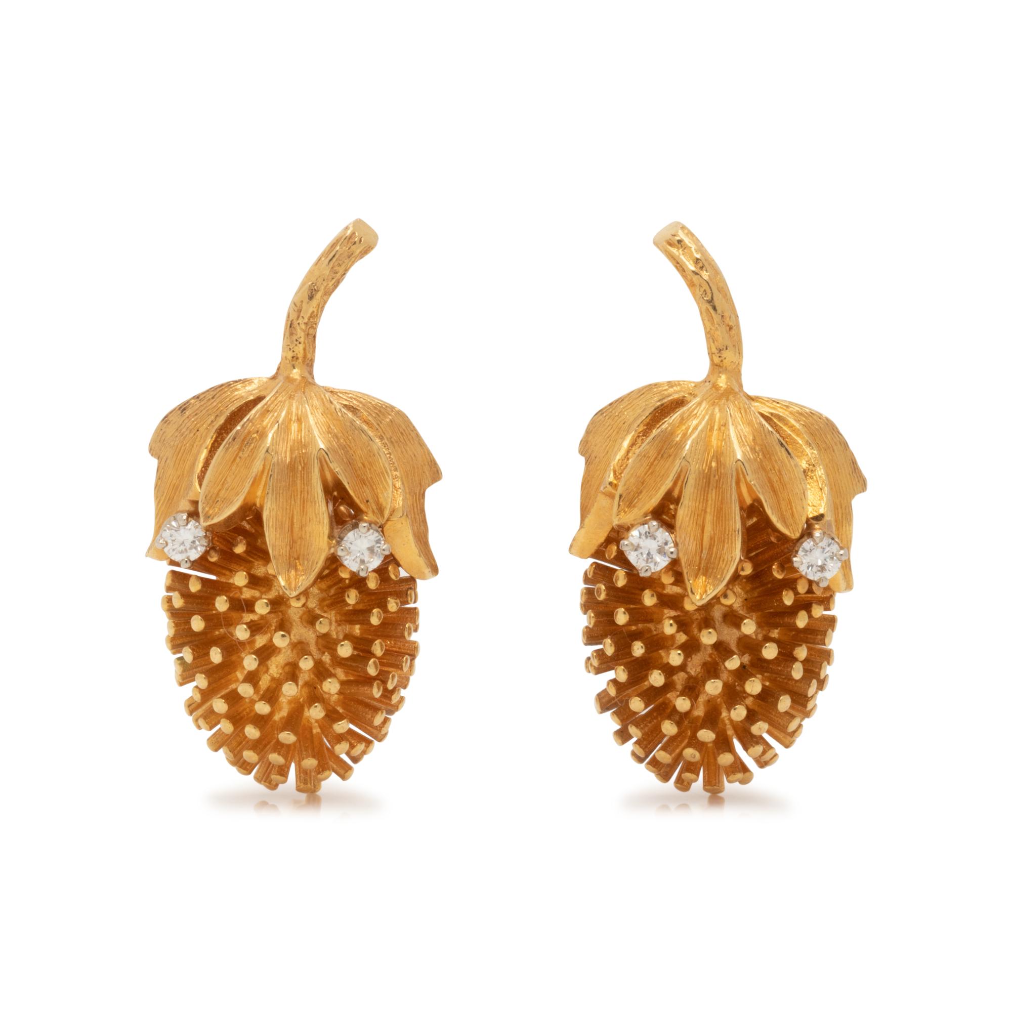 CARL D. LINDSTROM, YELLOW GOLD AND DIAMOND EARCLIPS