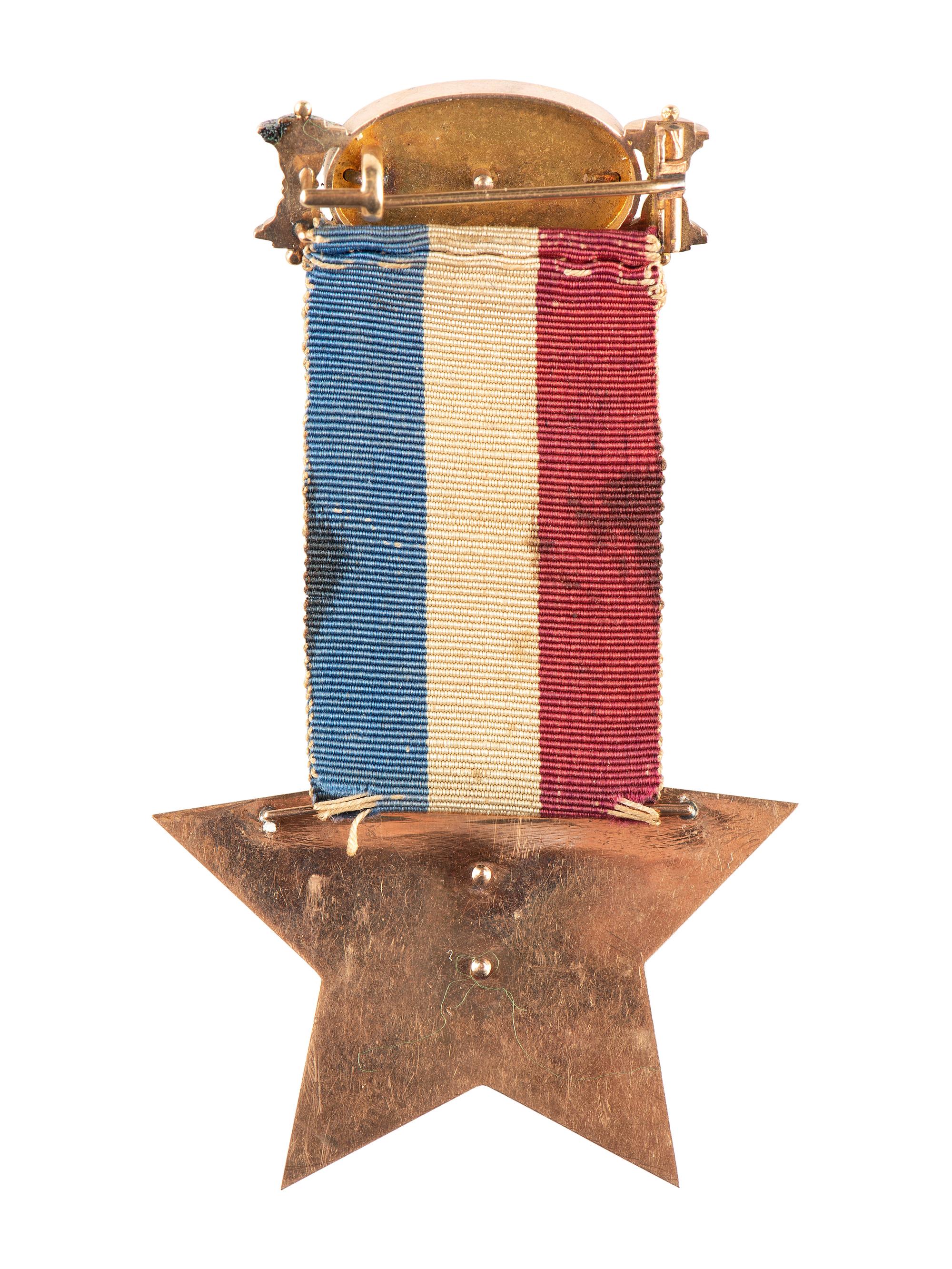 [CIVIL ARMY]. Army of the Cumberland 14K gold badge attributed to Major Green Clay Goodloe, 4th Kentucky Cavalry and 23rd Kentucky Infantry.