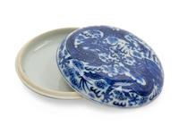 A Chinese Porcelain Seal Box and Cover