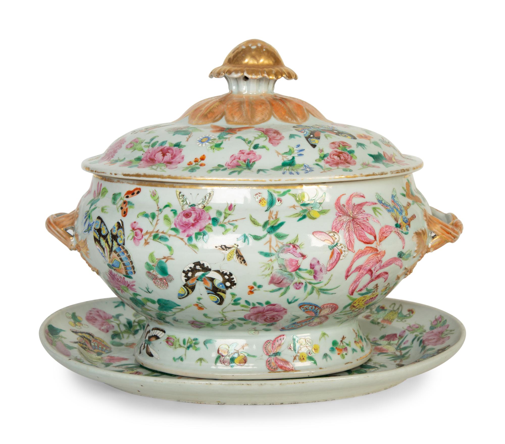 A Chinese Export Famille Rose Porcelain Covered Tureen and Underplate — 19th/20th Century