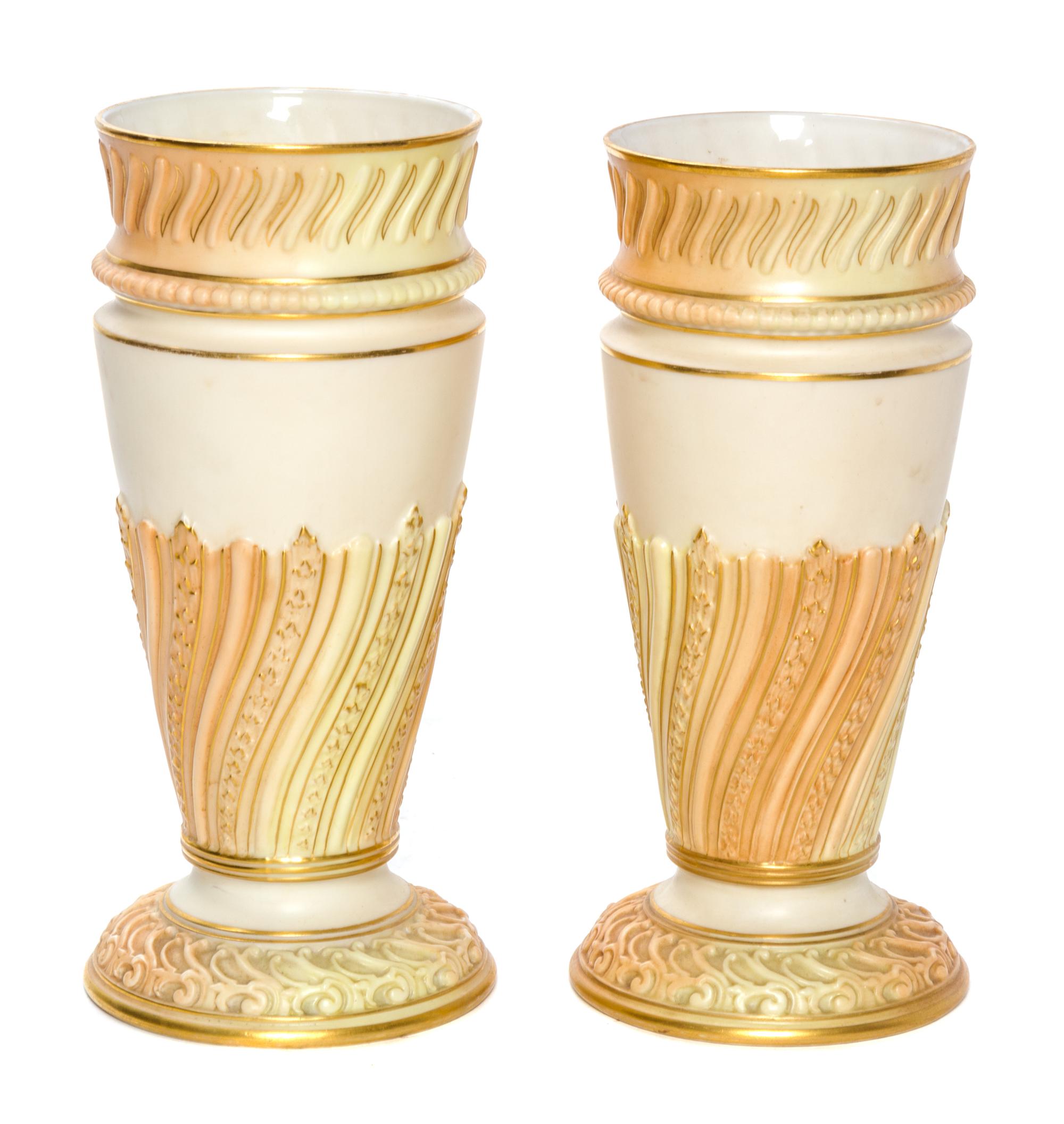 A Pair of Worcester Porcelain Vases Height 9 inches. — 19TH CENTURY