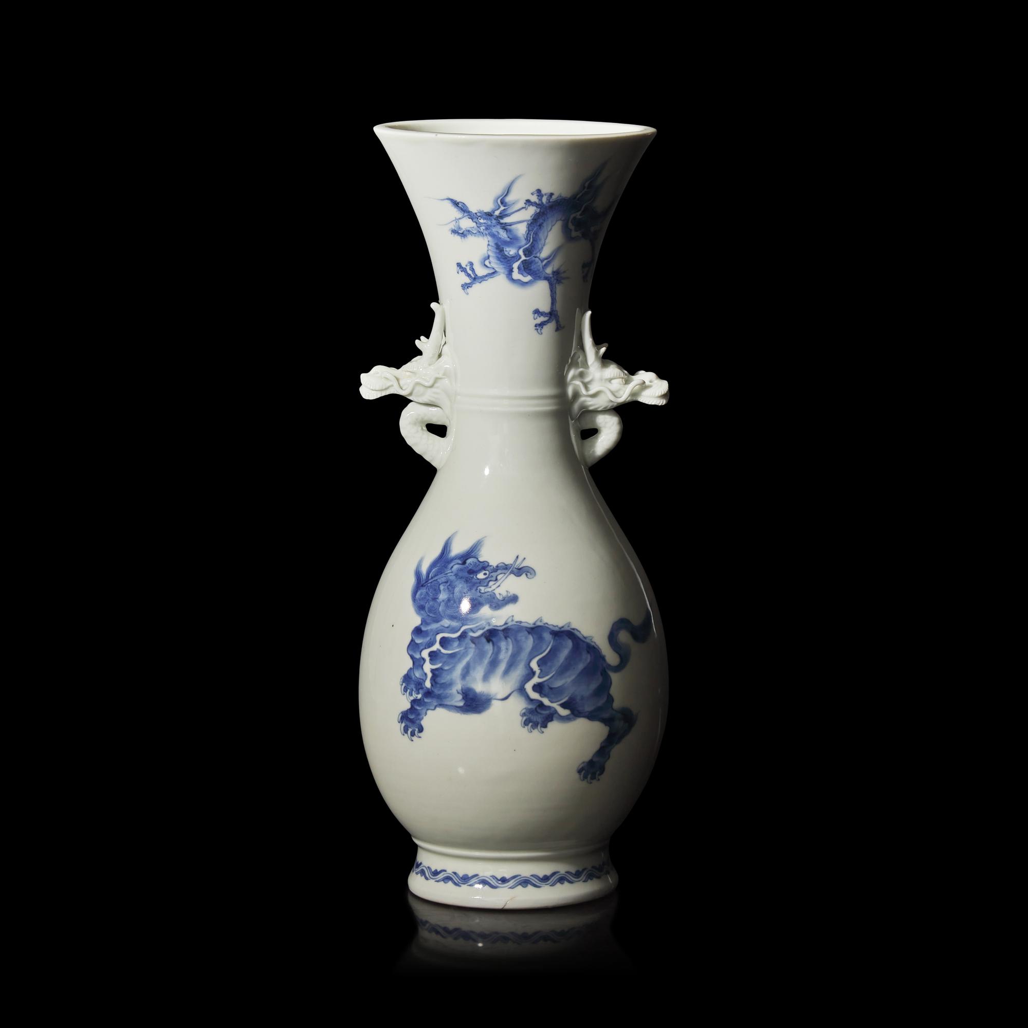 A Japanese Hirado Blue and White Porcelain 'Mythical Beast and Dragons' Vase, Meiji Period 日本明治時期 平戶燒青花瑞獸紋瓶