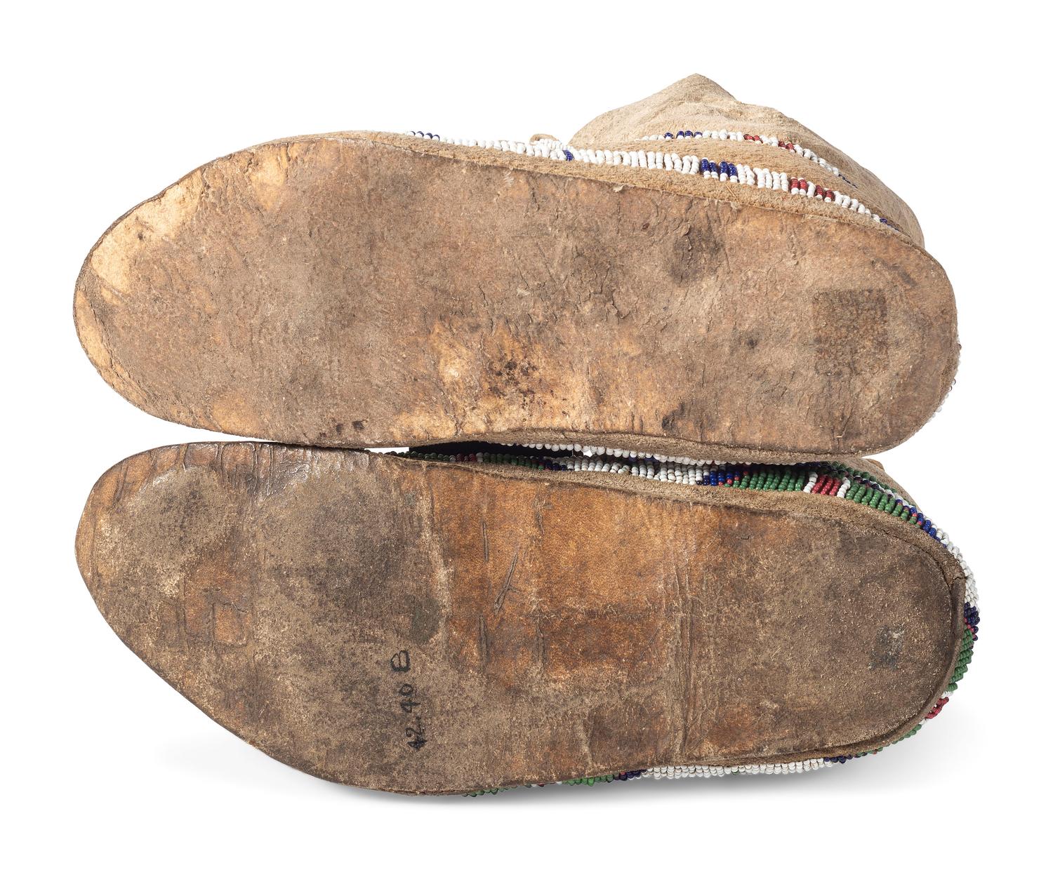 Northern Plains Moccasins, Singles