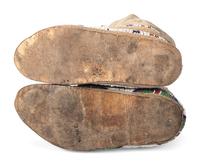 Northern Plains Moccasins, Singles
