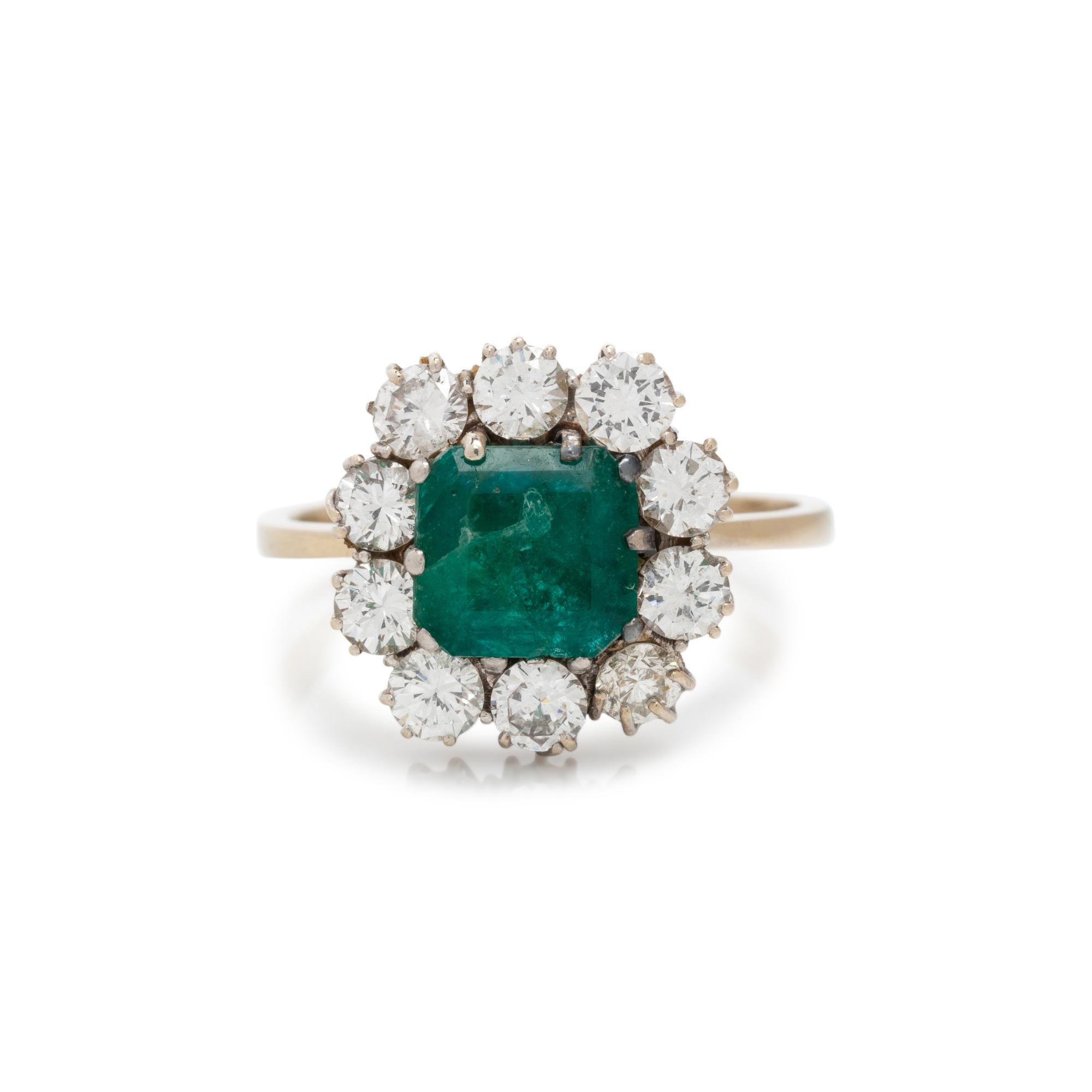 EMERALD AND DIAMOND RING