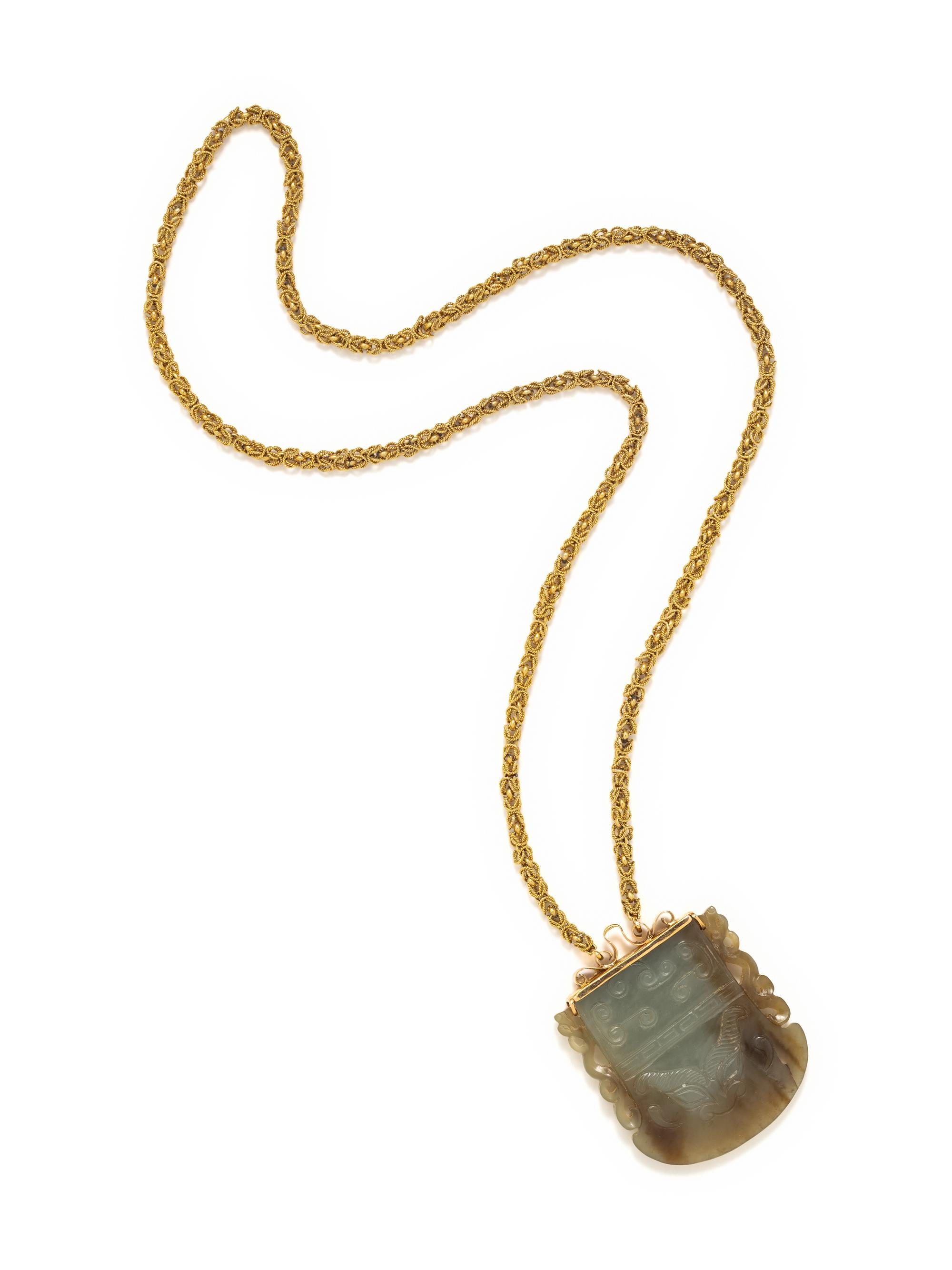 YELLOW GOLD AND JADE NECKLACE