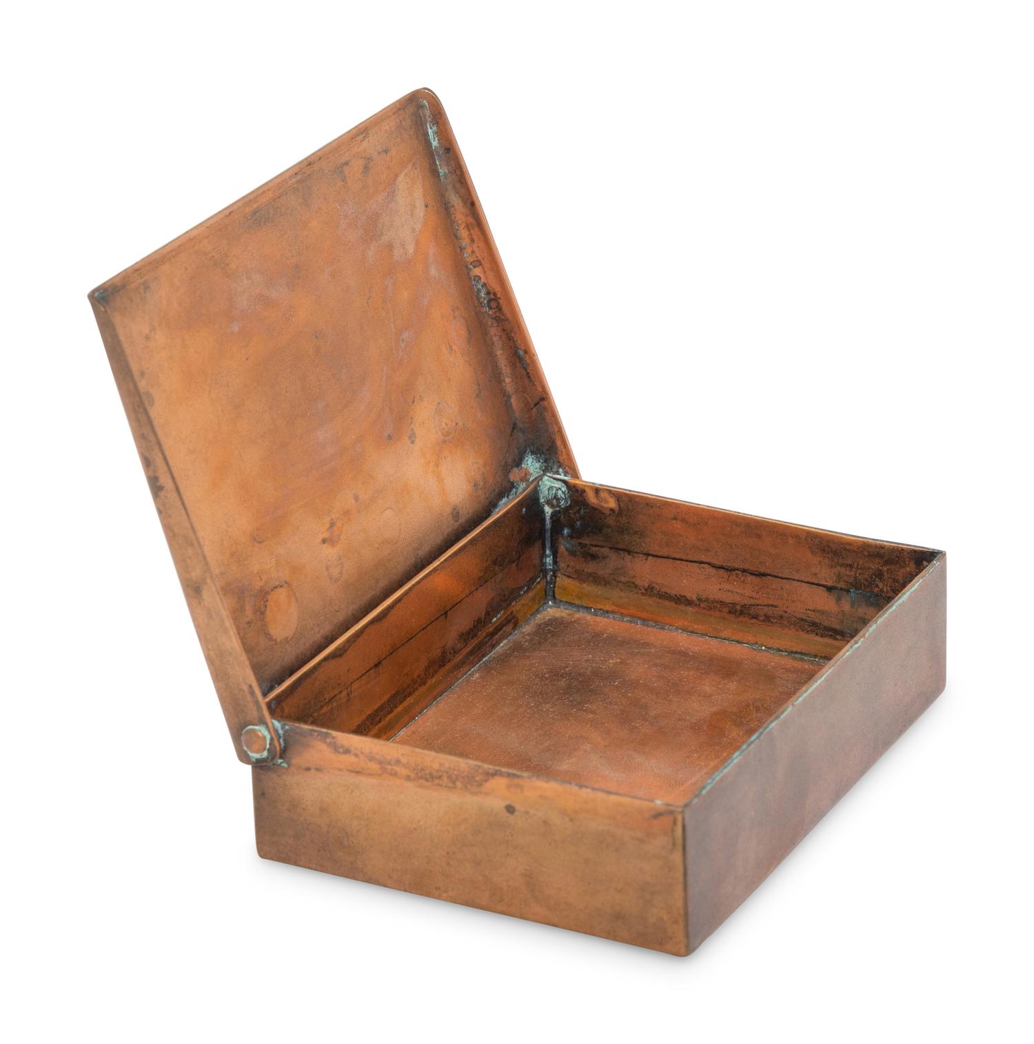 Hinged Box, model 4081