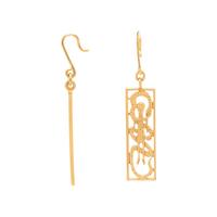 OPAL AND DIAMOND PENDANT WITH YELLOW GOLD CHAIN AND EARRINGS