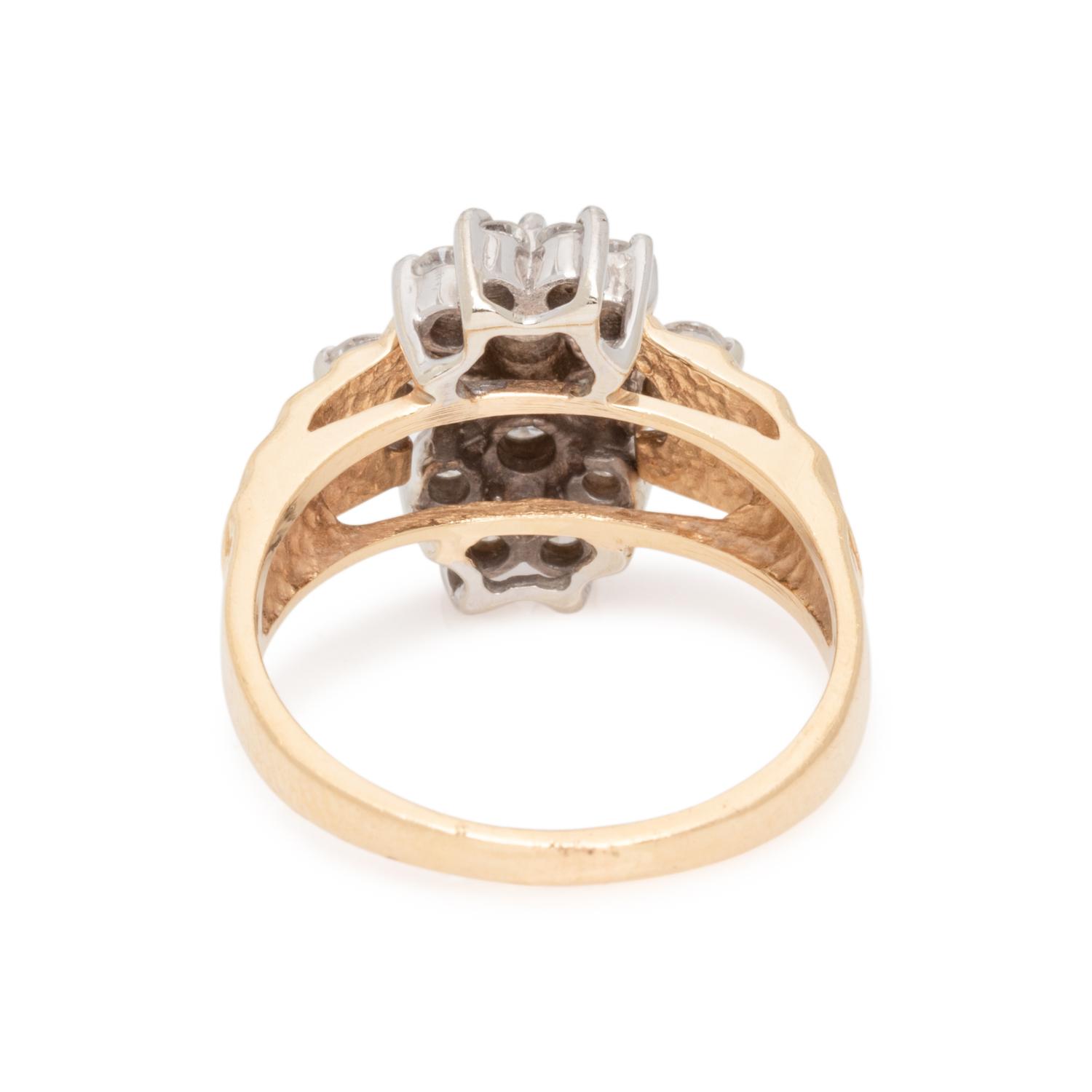 YELLOW GOLD AND DIAMOND RING
