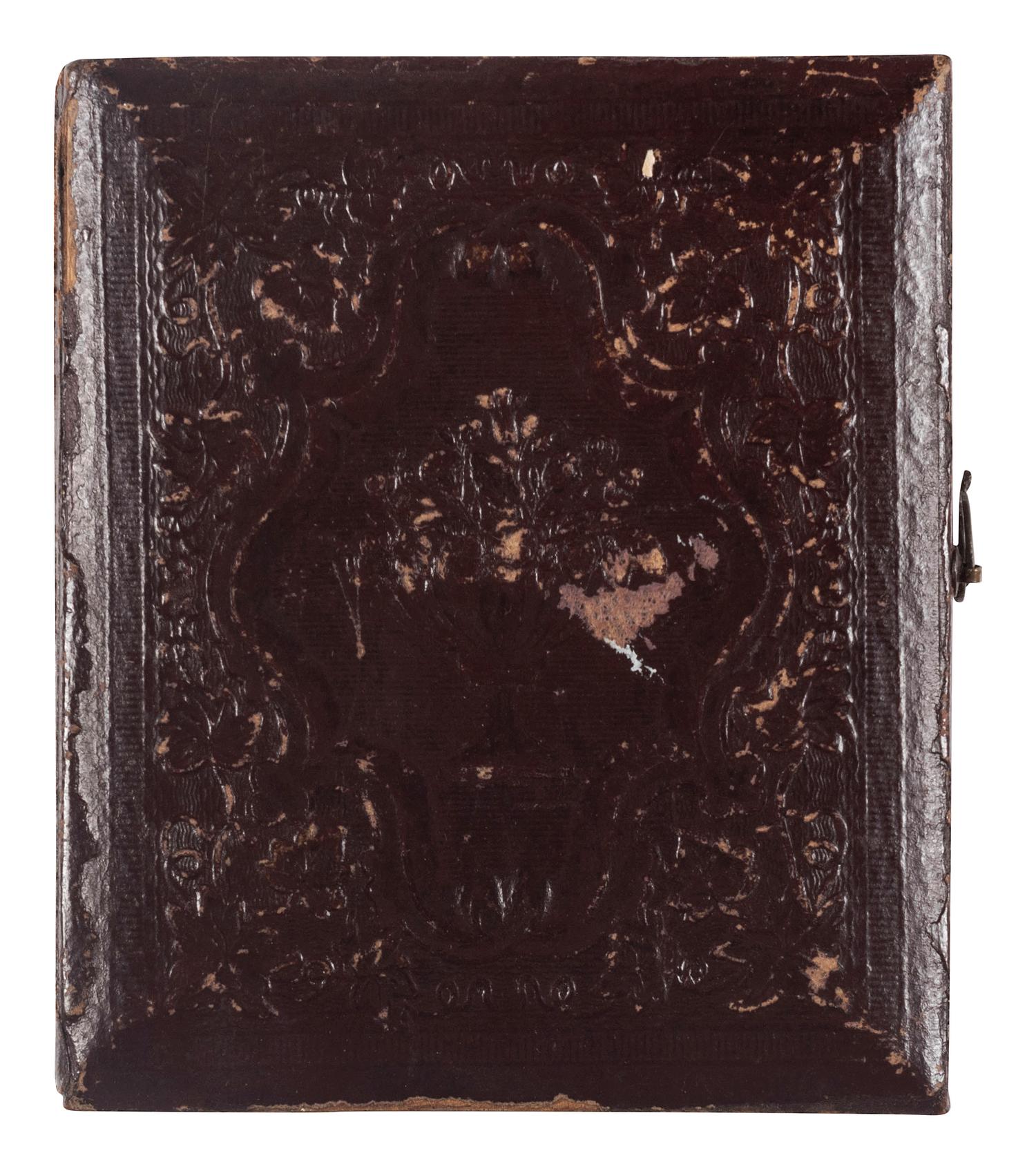 [EARLY PHOTOGRAPHY]. Ninth plate experimental daguerreotype of a Daguerreian locket.