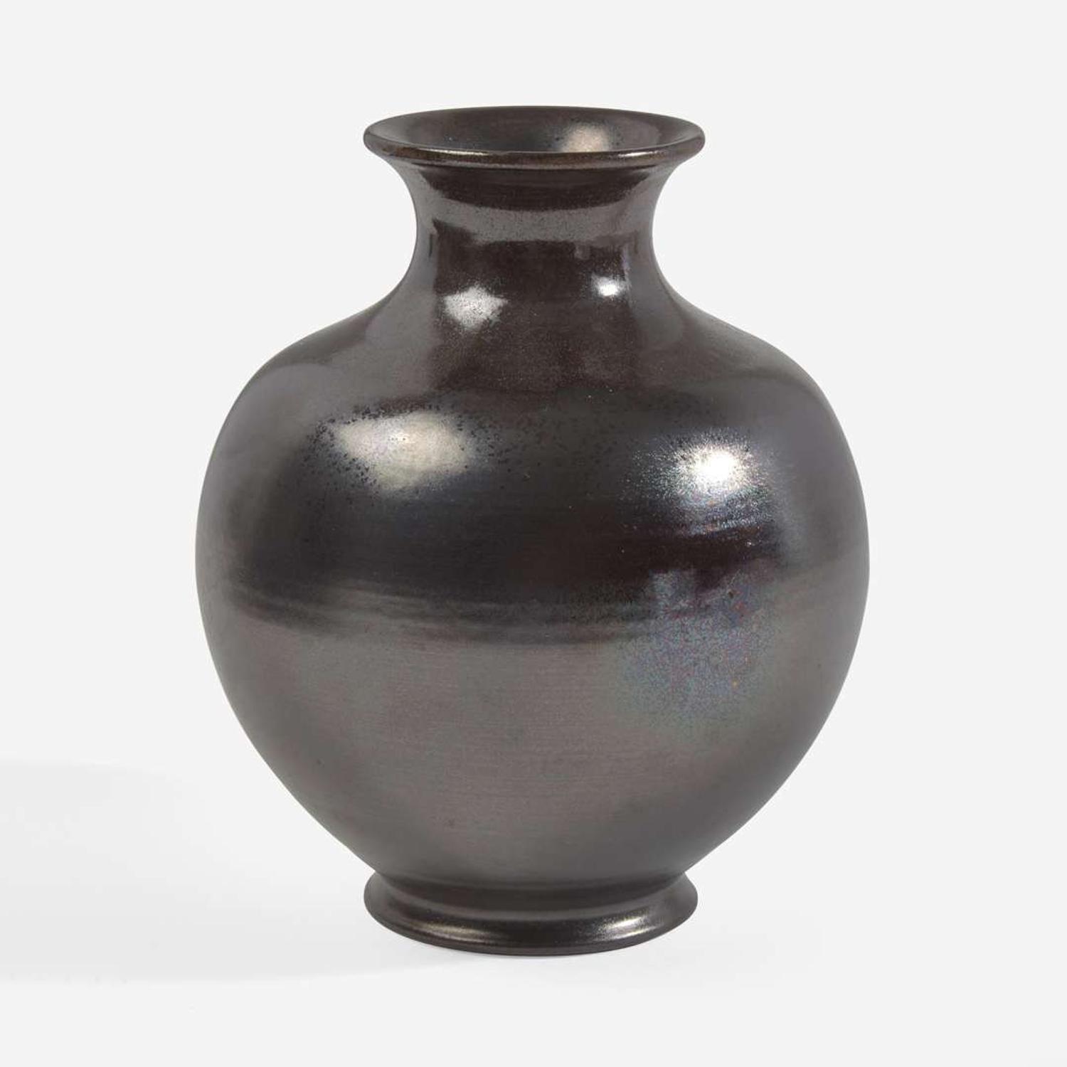 Charles Fergus Binns (British-American, 1857-1934) Fine Baluster Vase, USA, 1930