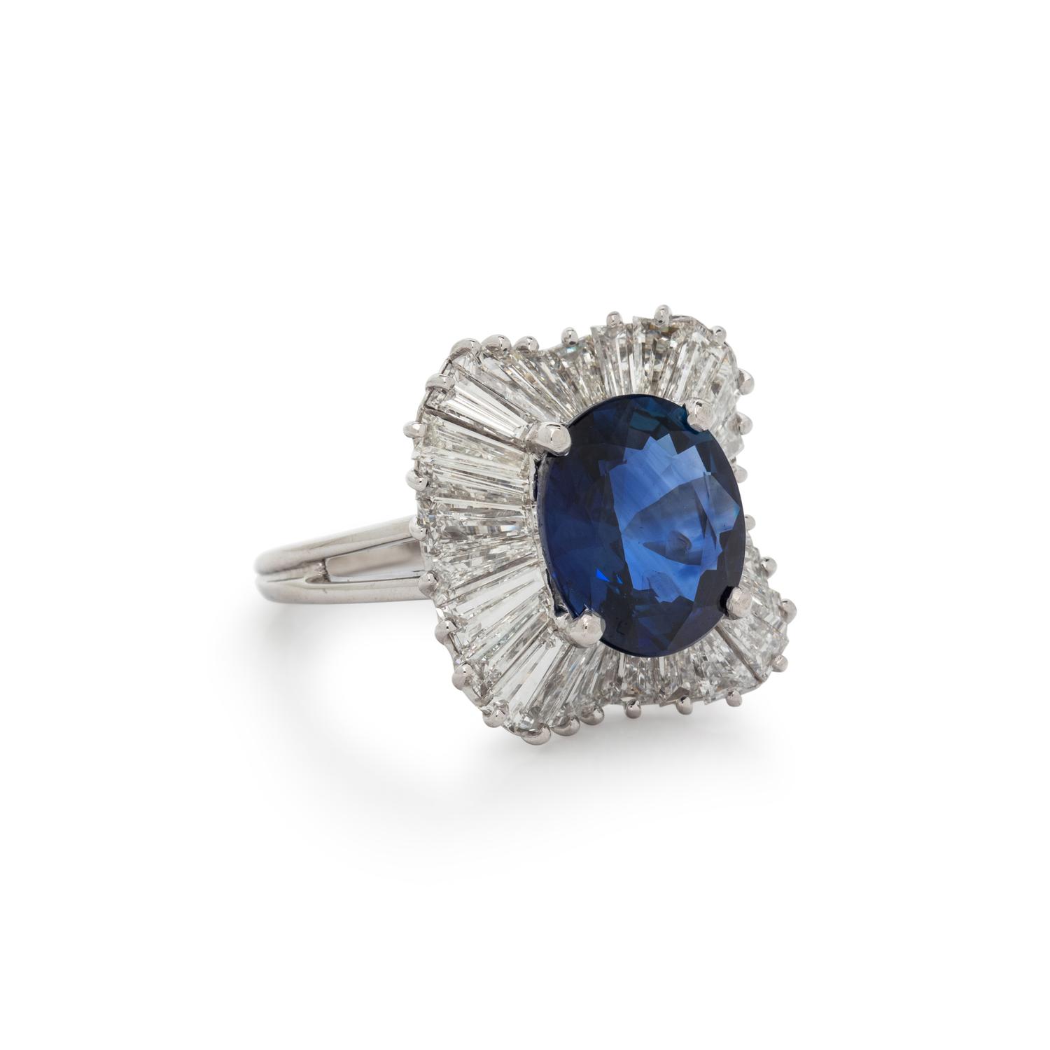 OSCAR HEYMAN, SAPPHIRE AND DIAMOND RING