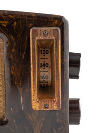 An RCA RC350 Radio