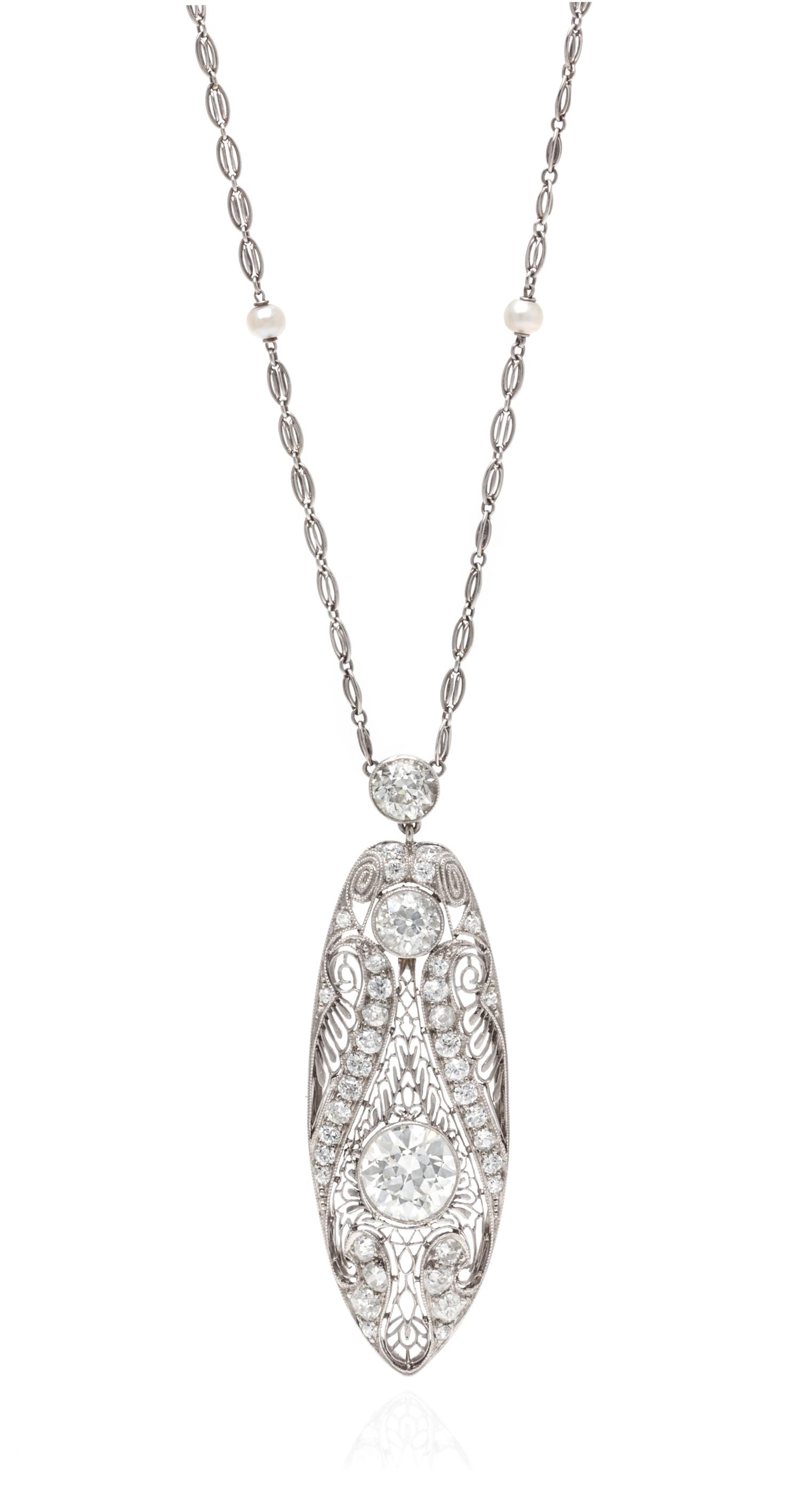 A Fine Edwardian Platinum, Diamond and Seed Pearl Necklace, 7.60 dwts.