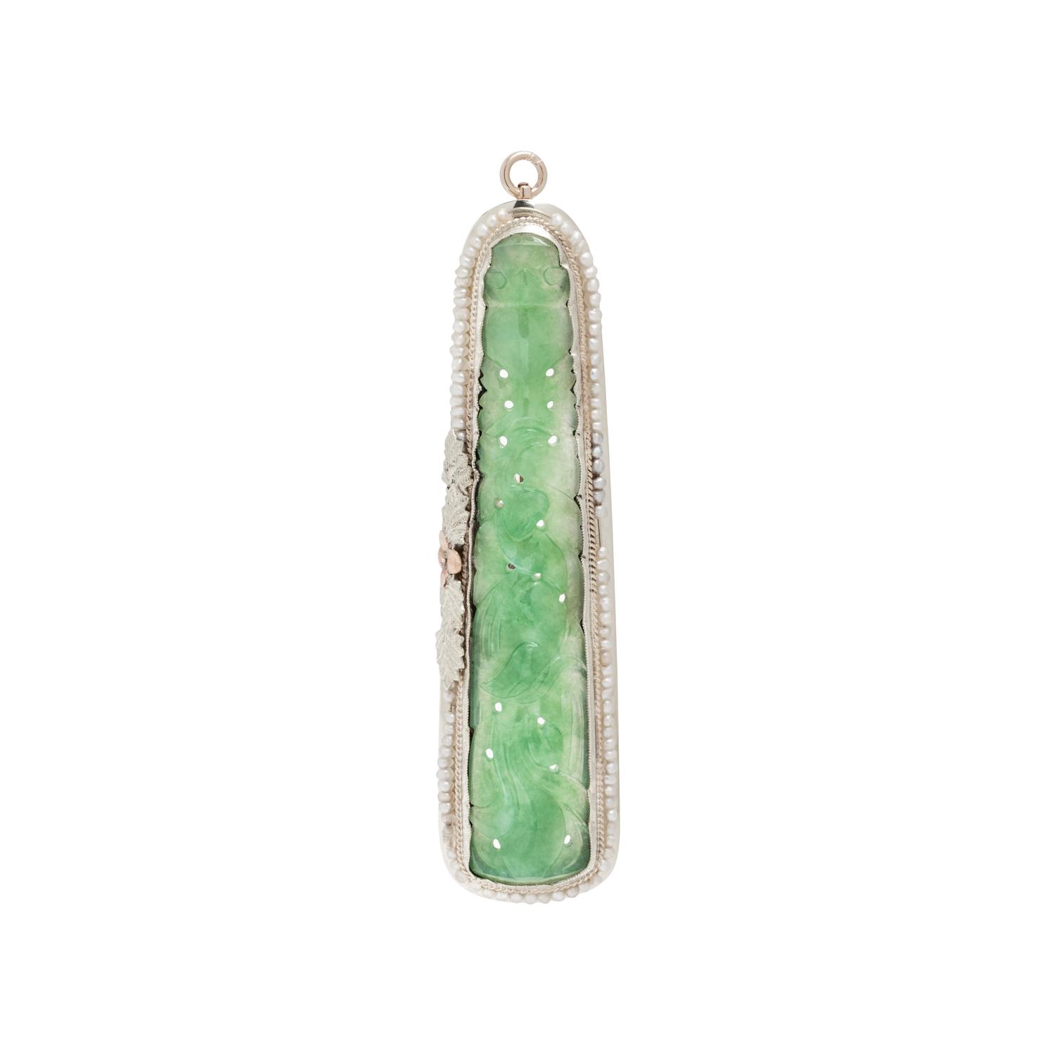 JADE AND SEED PEARL PENDANT/BROOCH