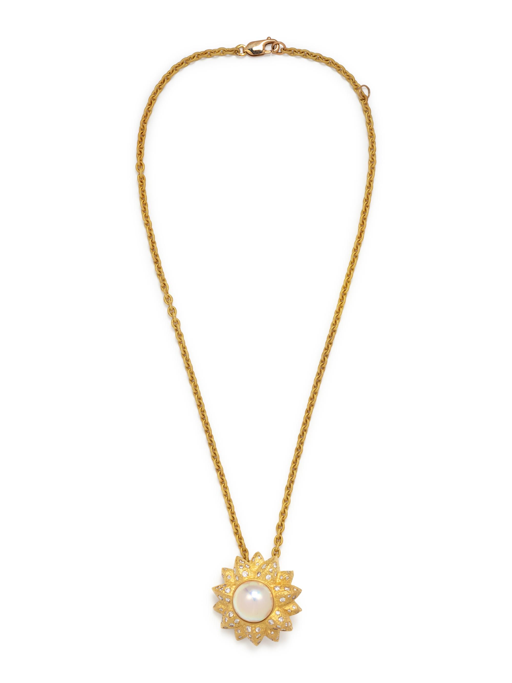 YELLOW GOLD, CULTURED MABE PEARL AND DIAMOND PENDANT/NECKLACE