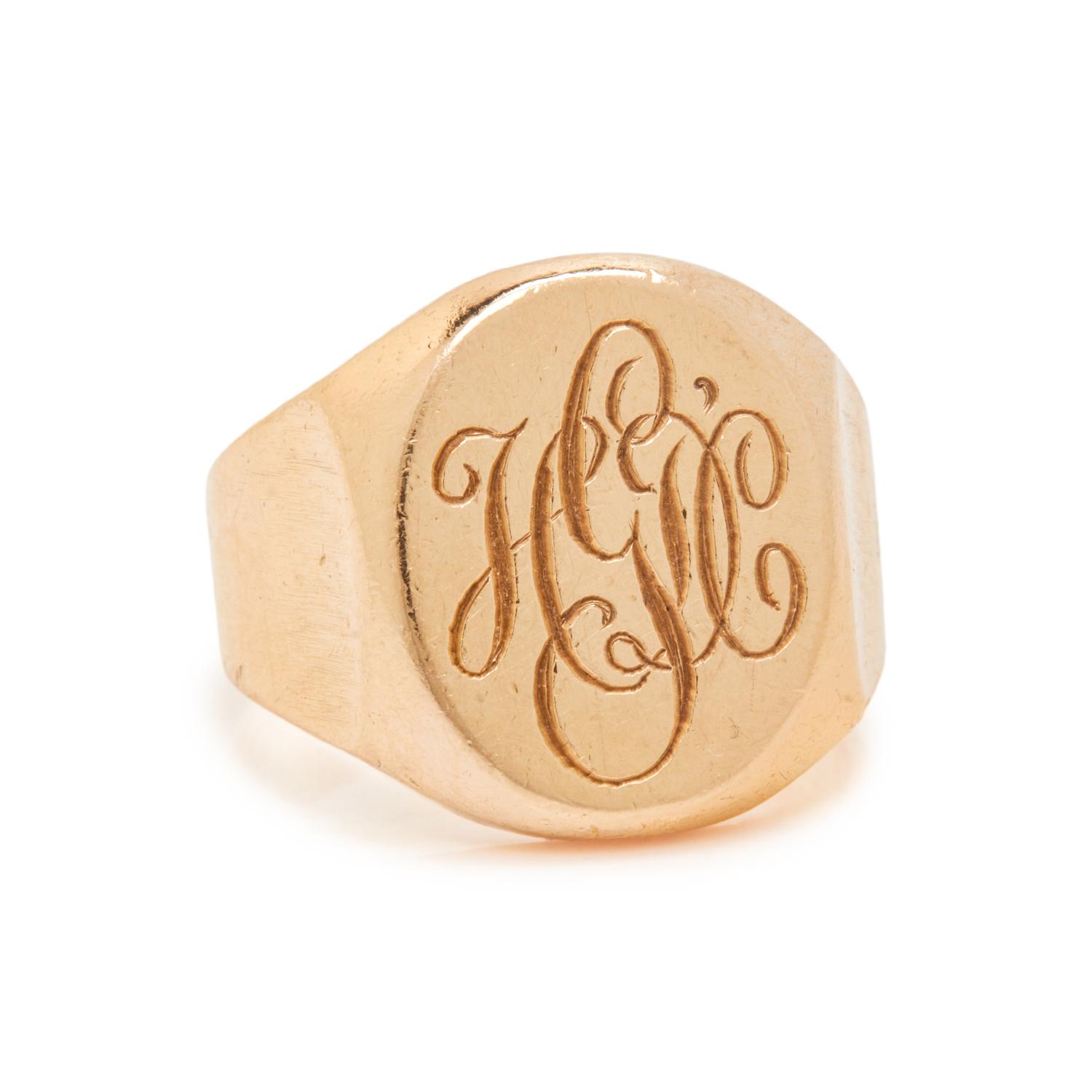TIFFANY & CO., YELLOW GOLD SIGNET RING