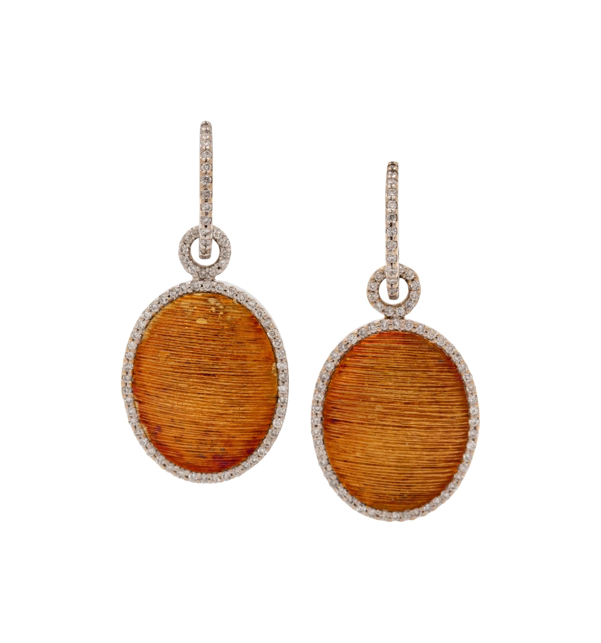 BICOLOR GOLD AND DIAMOND EARCLIPS