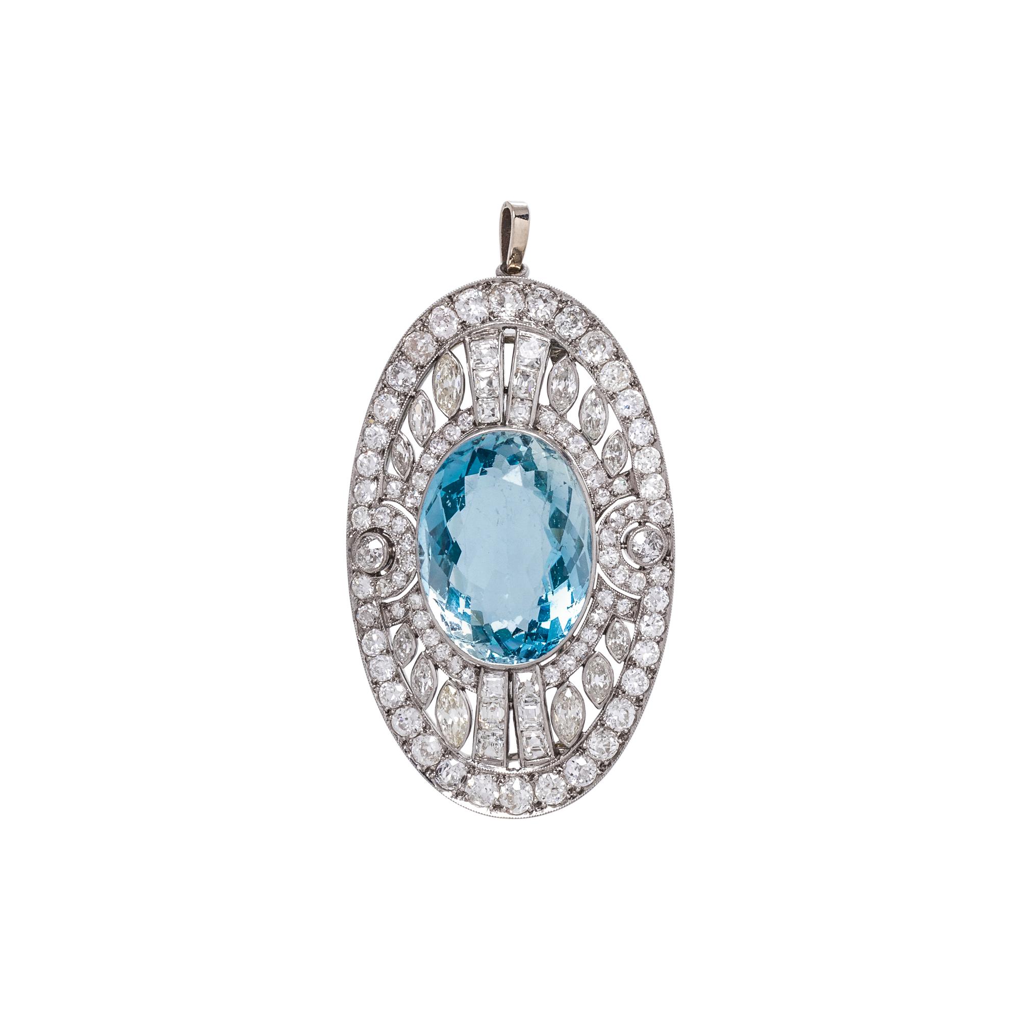 ART DECO, AQUAMARINE AND DIAMOND PENDANT/BROOCH