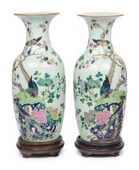 A Pair of Chinese Export Porcelain Vases