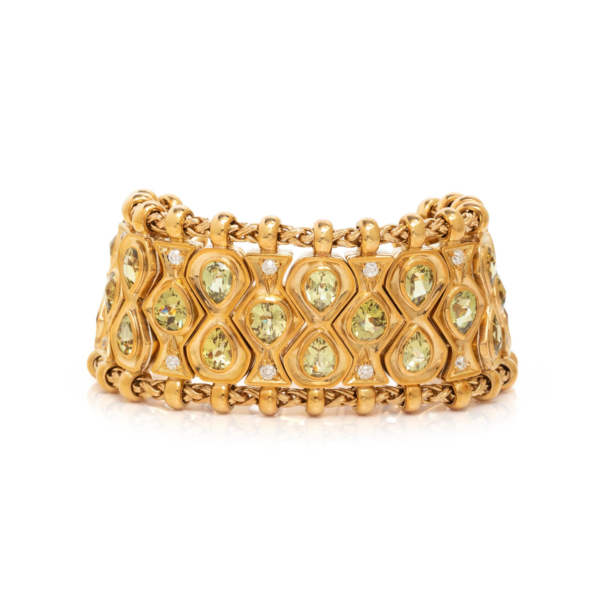 VERDURA, YELLOW GOLD, DIAMOND AND PERIDOT BRACELET