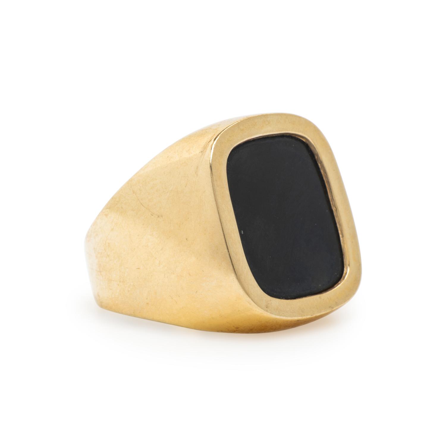 Yellow Gold and Onyx Ring
