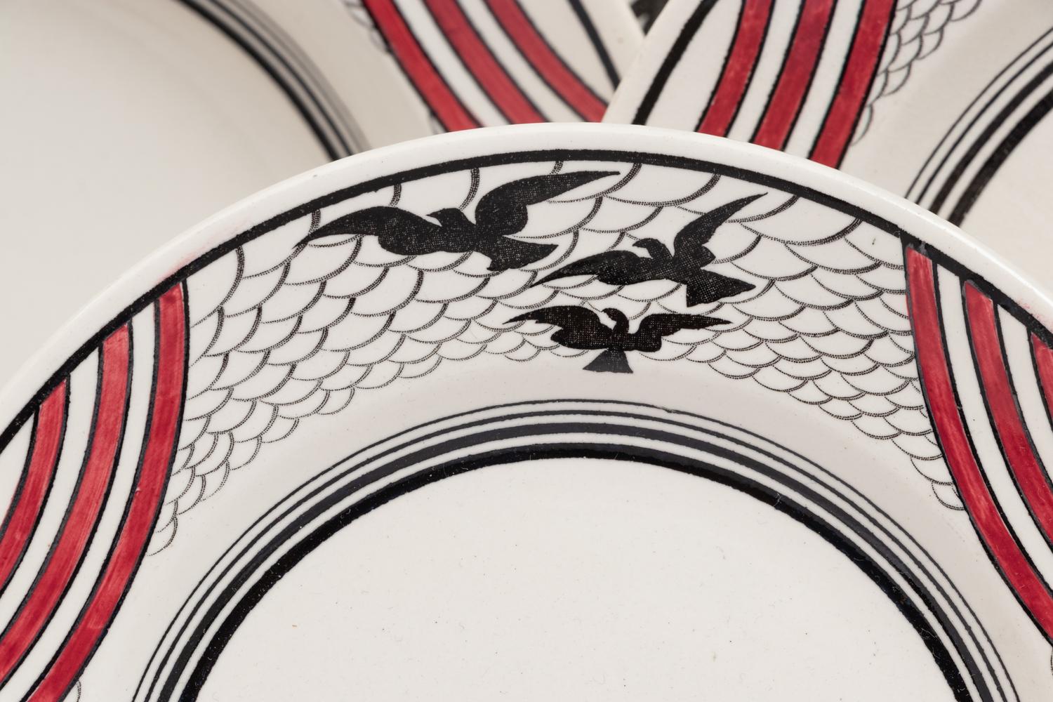 A Wedgwood Sunbirds Dinner Service