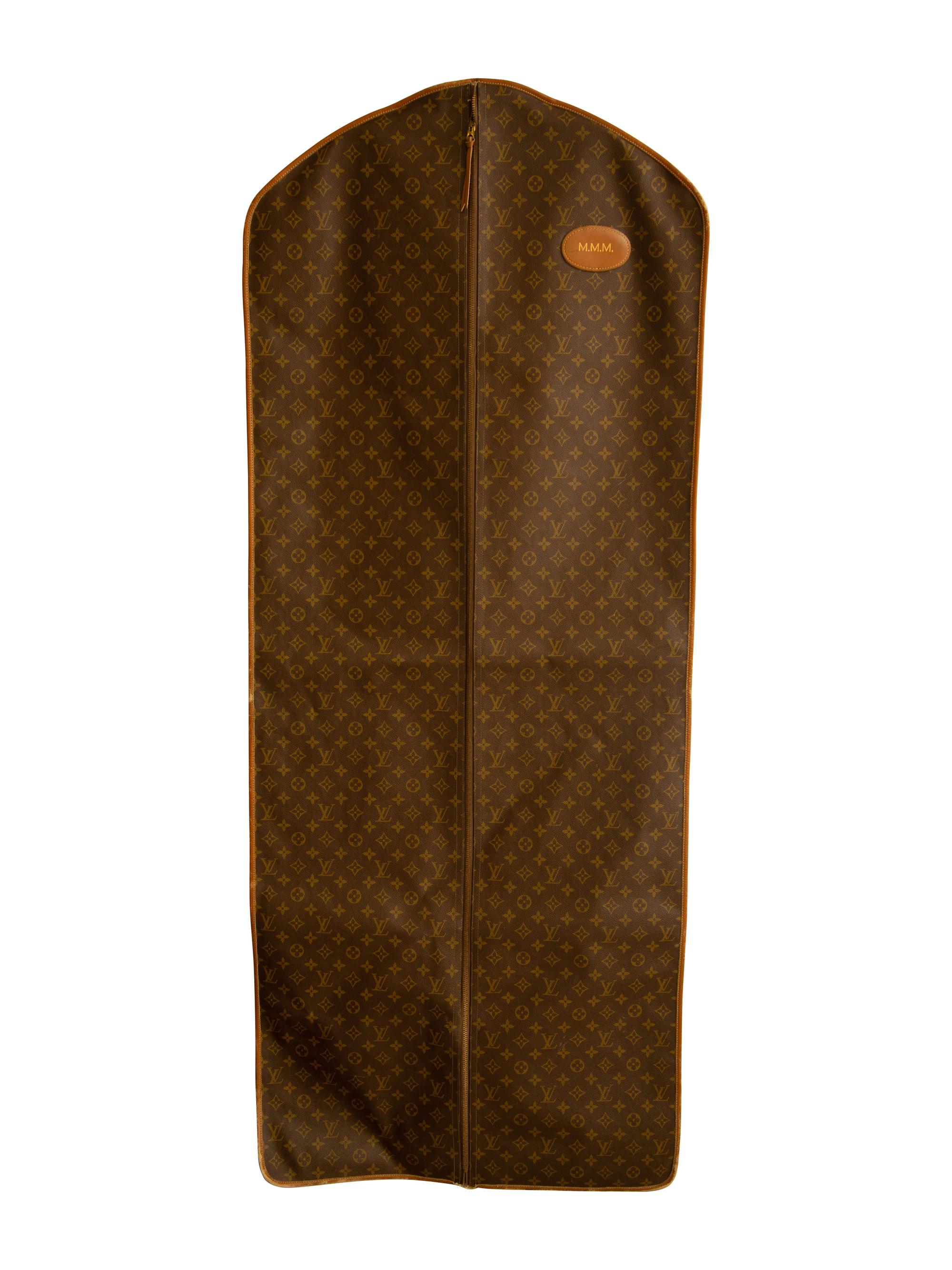 Five Louis Vuitton Luggage Pieces