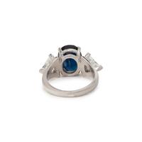 SAPPHIRE AND DIAMOND RING