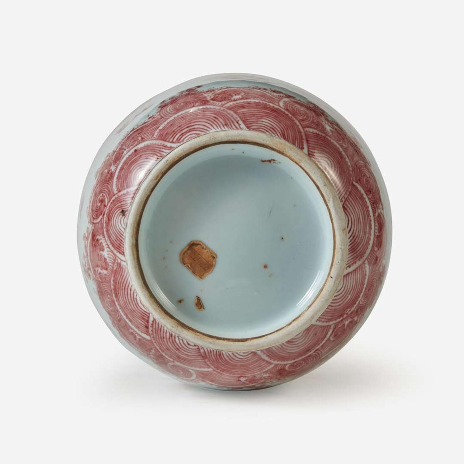 A Chinese underglaze red-decorated porcelain lantern-form "Dragons" vase 釉里红龙纹灯笼瓶 Qing dynasty, 18th century ? ????