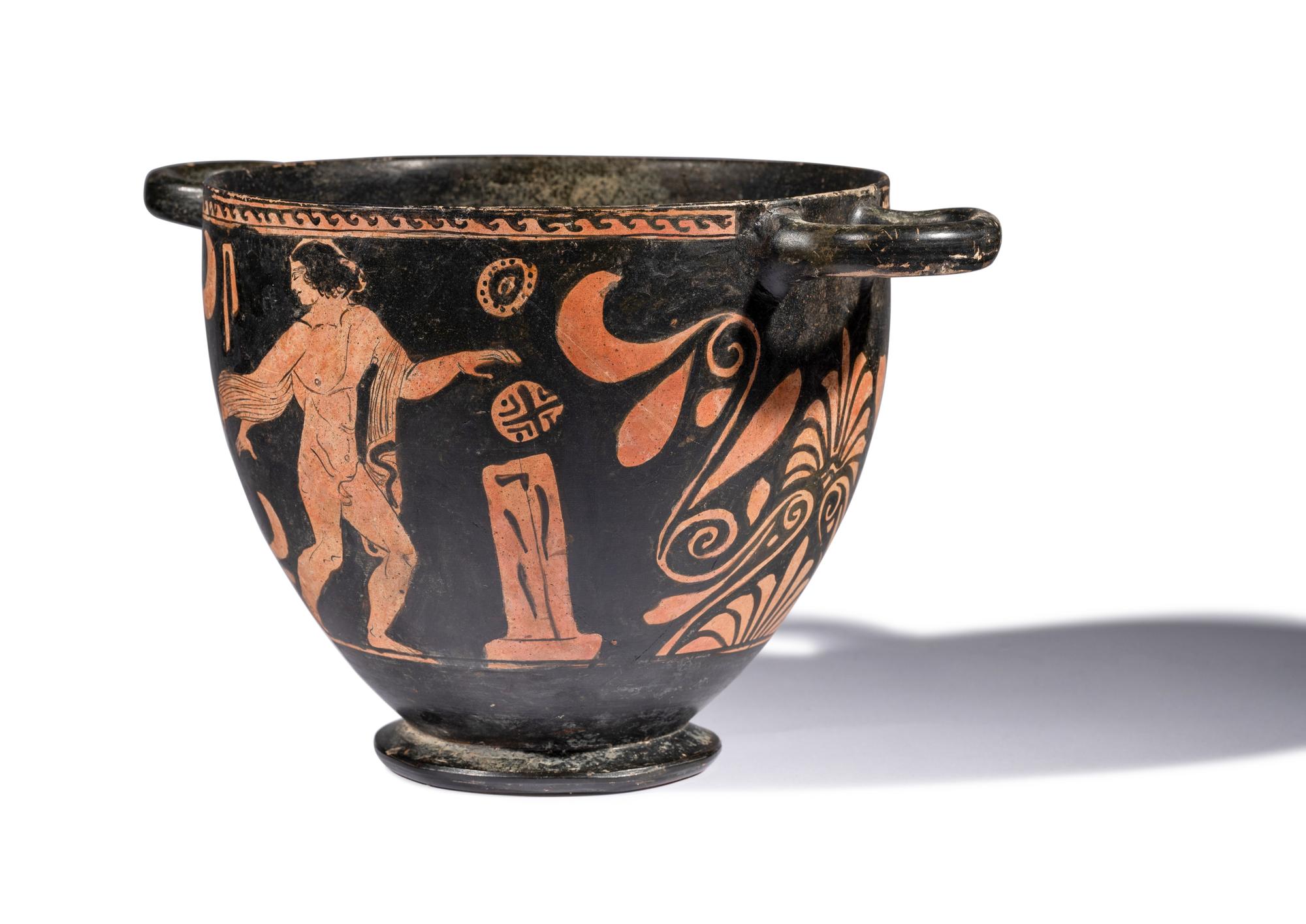 A Lucanian Red-Figured Skyphos