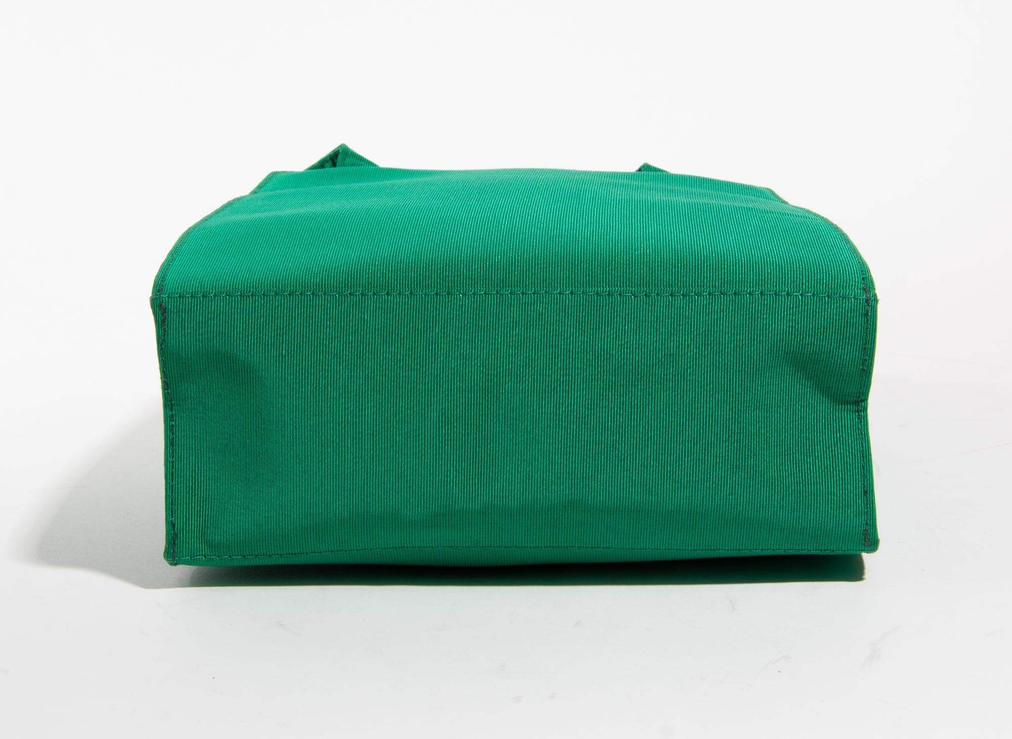A Gianni Versace Green Silk Shoulder Bag, 8" x 8" x 3"; Strap drop: 19.5".