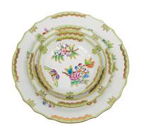 A Herend Queen Victoria Porcelain Dinner Service