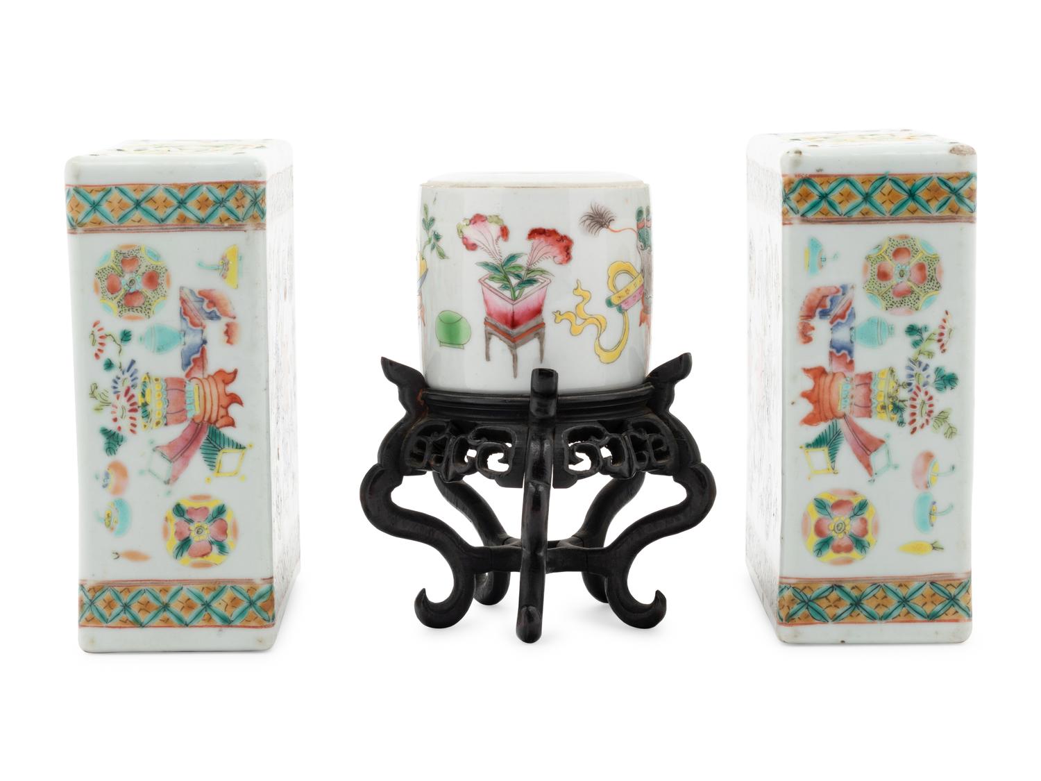 Three Chinese Famille Rose Porcelain Articles
