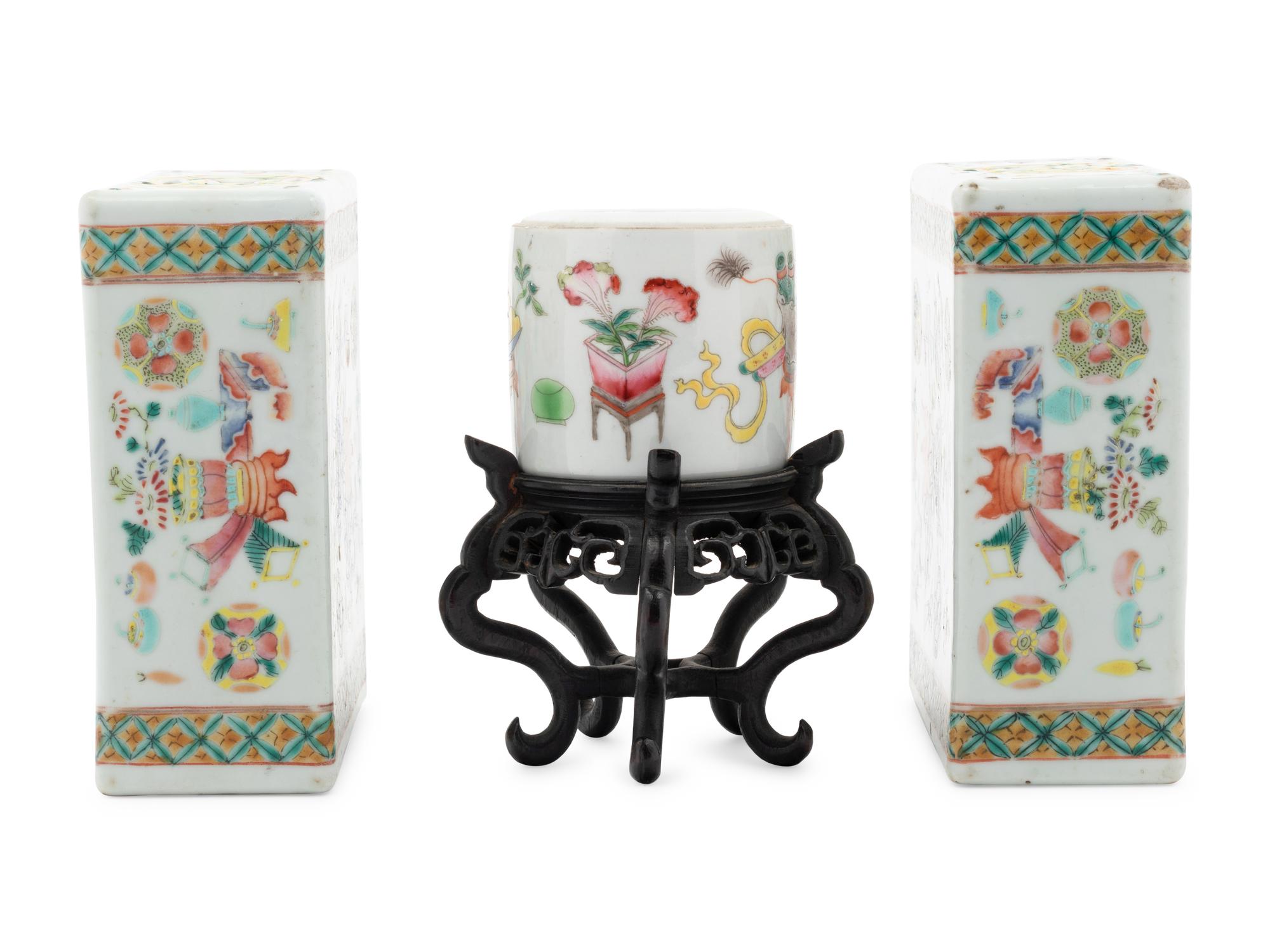 Three Chinese Famille Rose Porcelain Articles