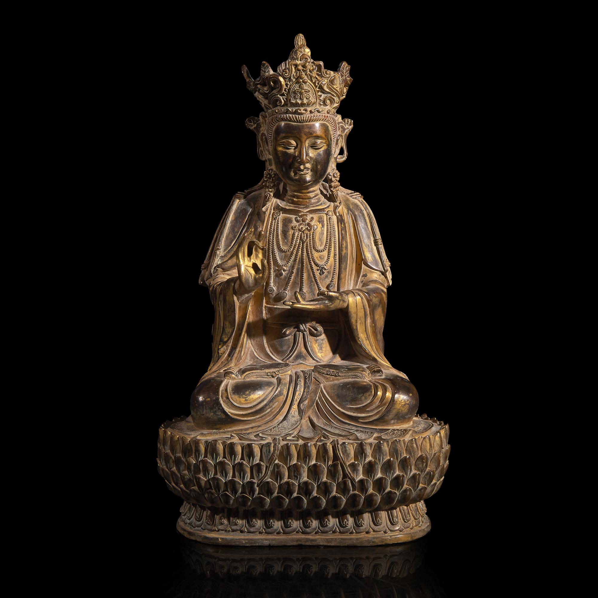 A Chinese Patinated Bronze Bodhisattva, 20th Century 近代 銅觀音坐像