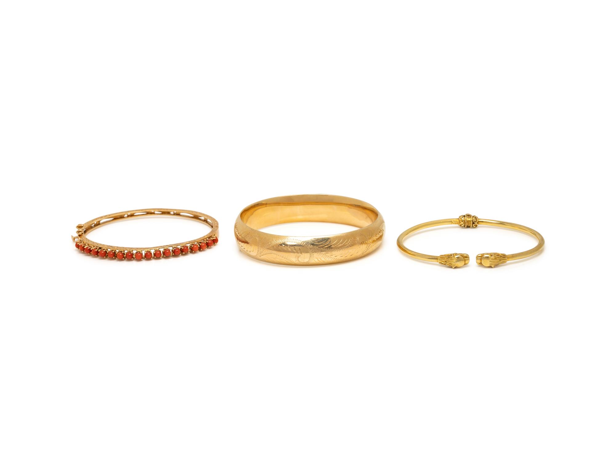 COLLECTION OF YELLOW GOLD BRACELETS