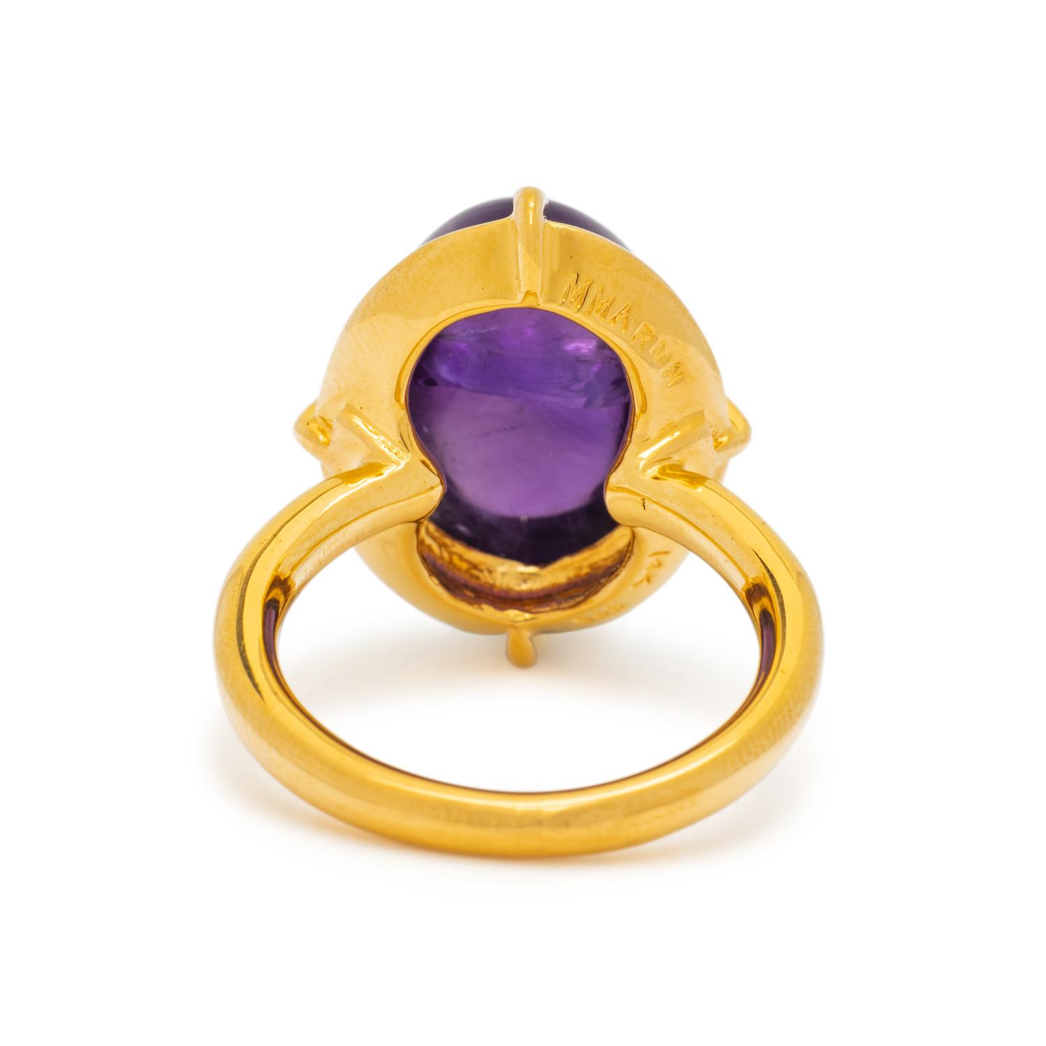 YELLOW GOLD AND AMETHYST RING