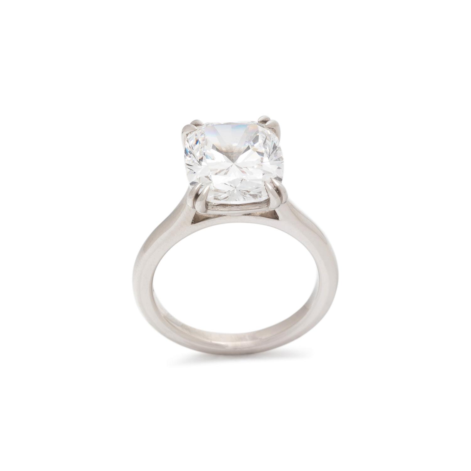 AN IMPORTANT DIAMOND RING