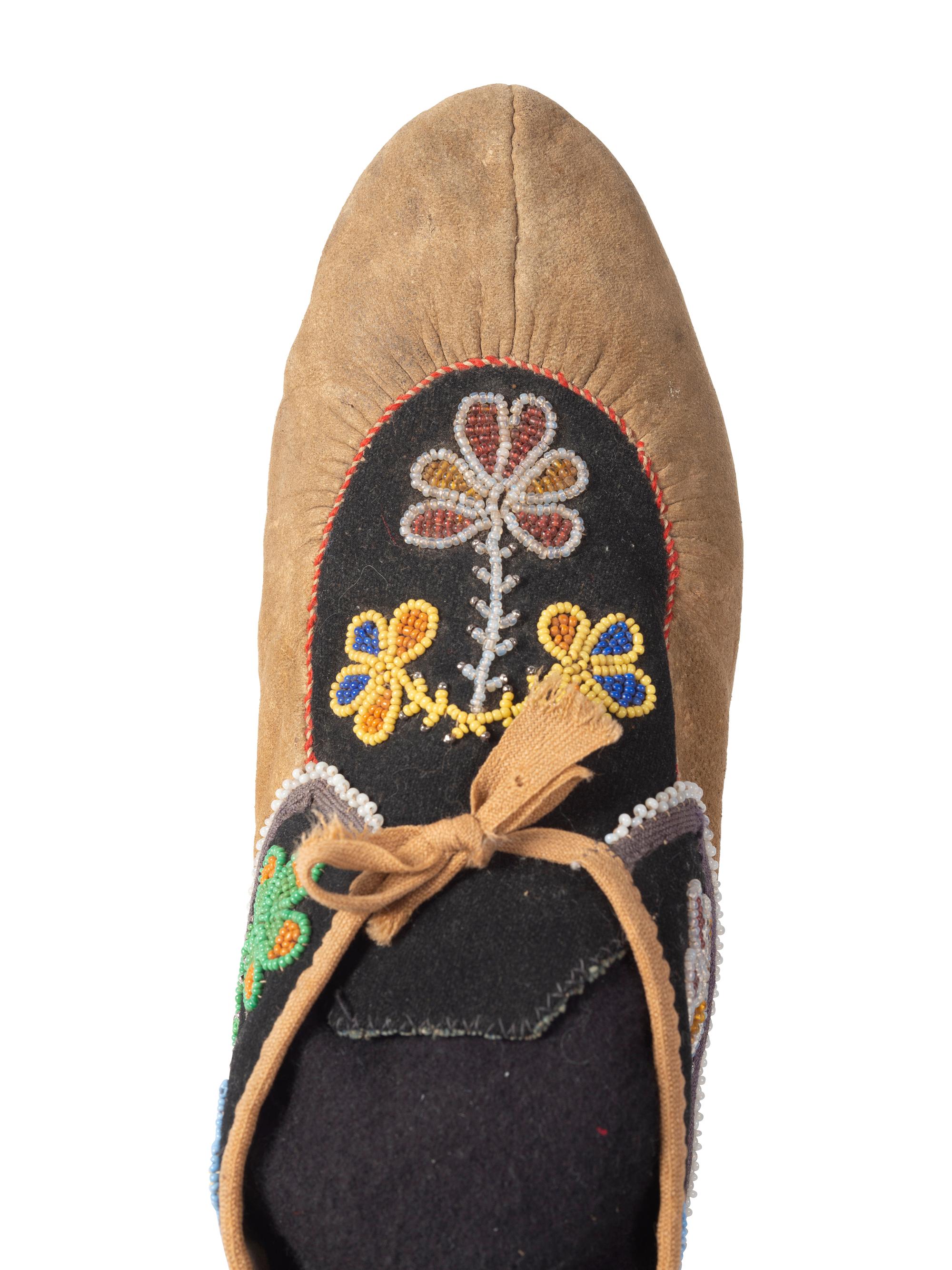 Anishinaabe Beaded Hide Moccasins