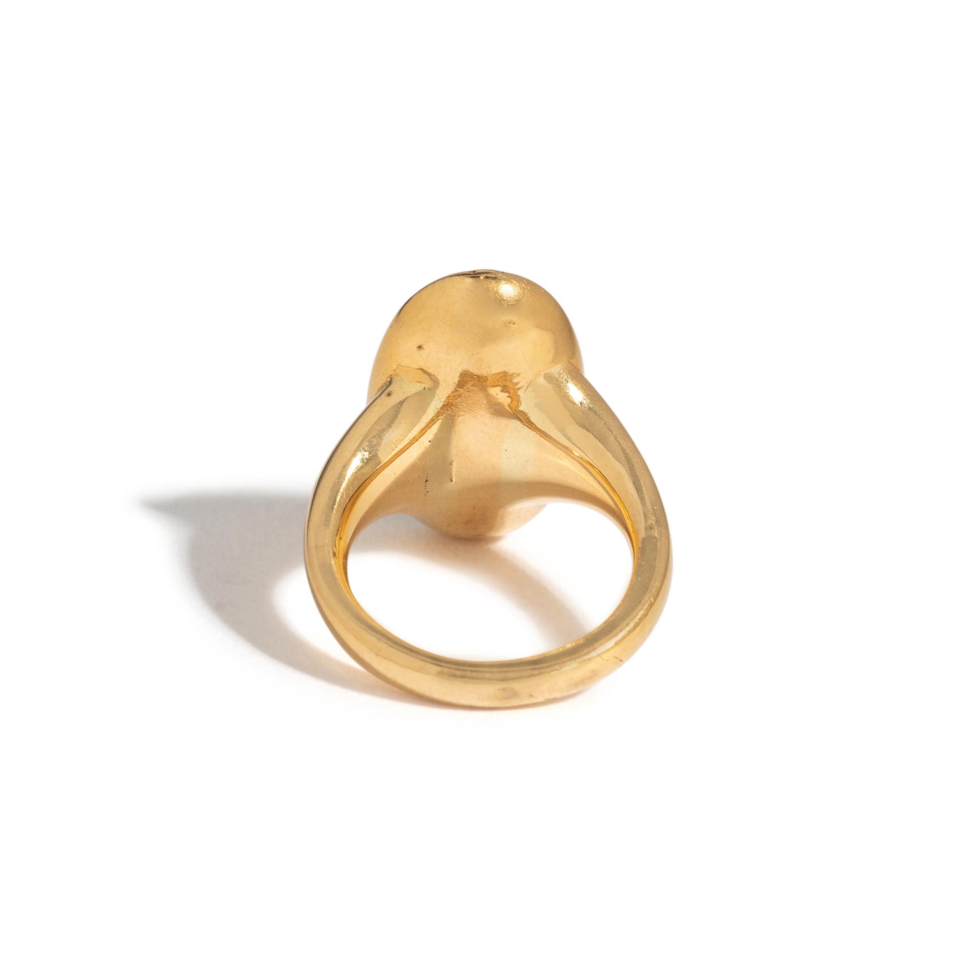A Roman Carnelian Ring Stone with the Goddess Ceres — Set in a gold ring