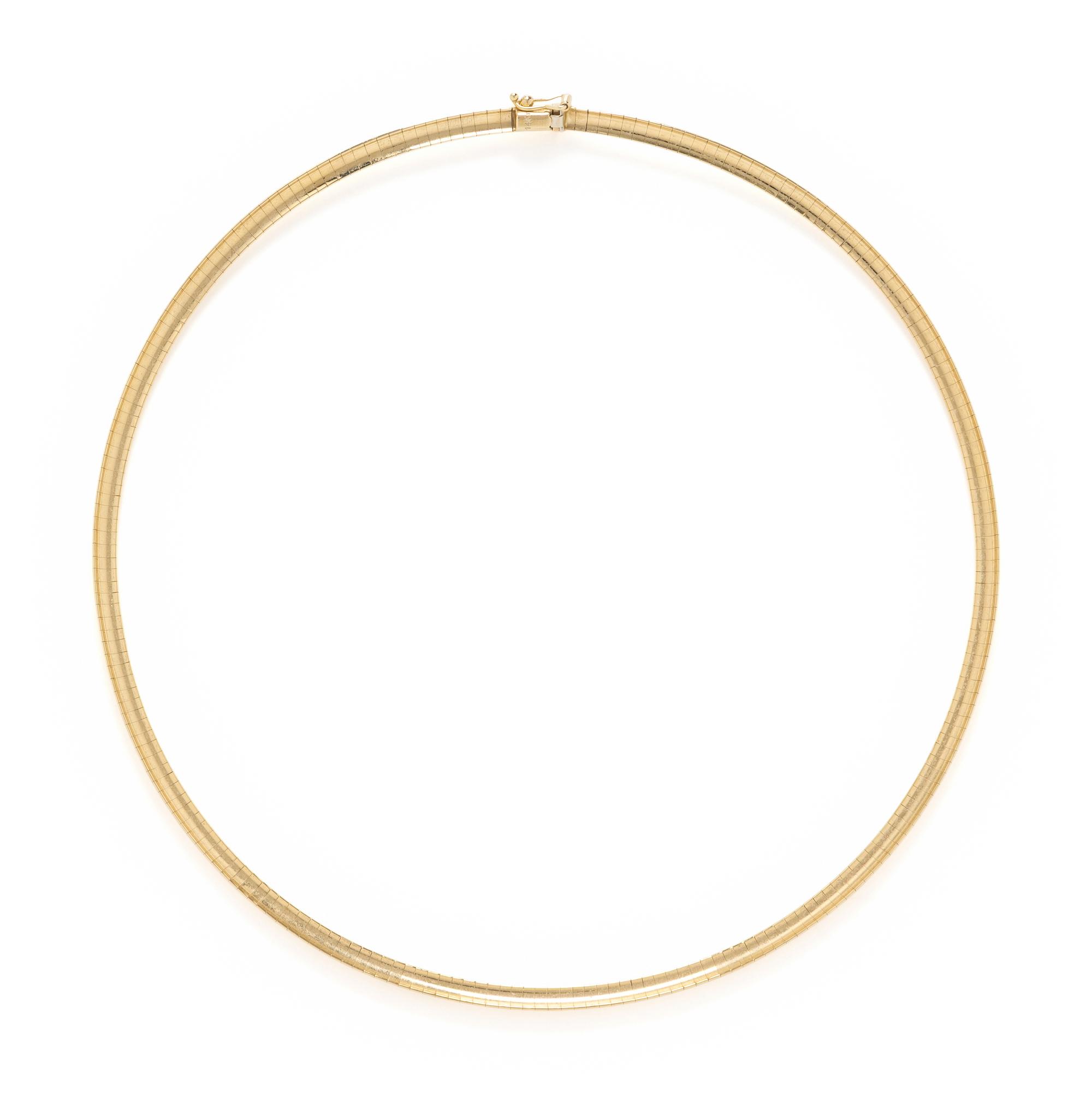 YELLOW GOLD OMEGA NECKLACE