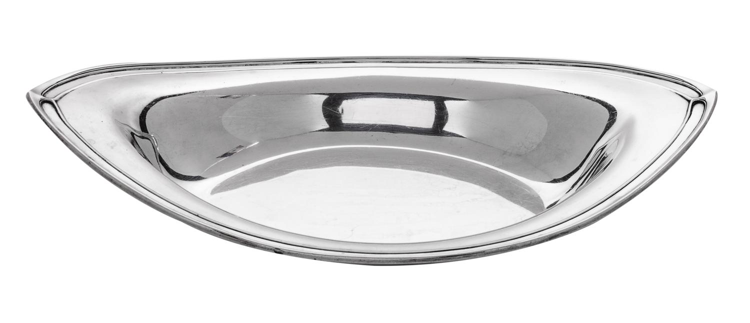 An American Silver Dish, Gorham Mfg. Co., Providence, RI, of shaped form with reeded edge.