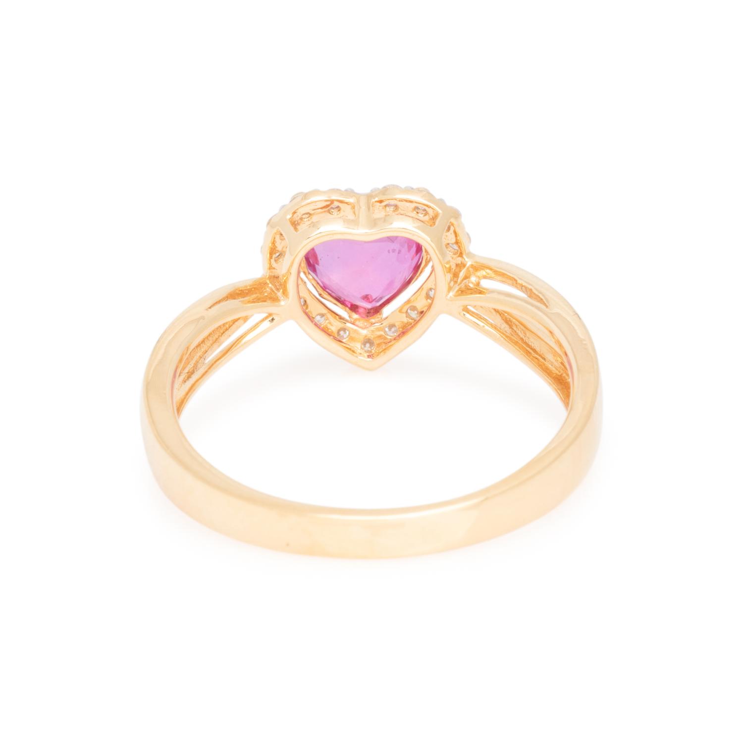 PURPLE-PINK SAPPHIRE AND DIAMOND RING
