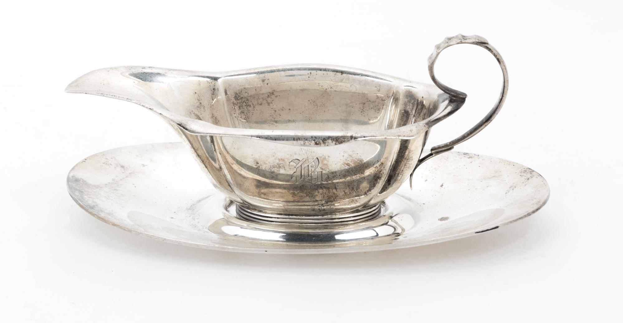 An American Silver Sauce Boat and Dish, Gorham Mfg. Co., Providence, RI,