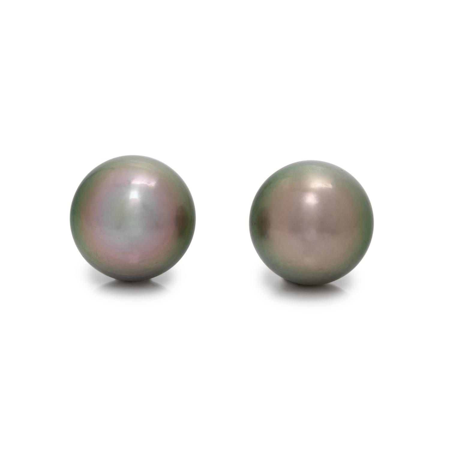 CULTURED TAHITIAN PEARL STUD EARRINGS