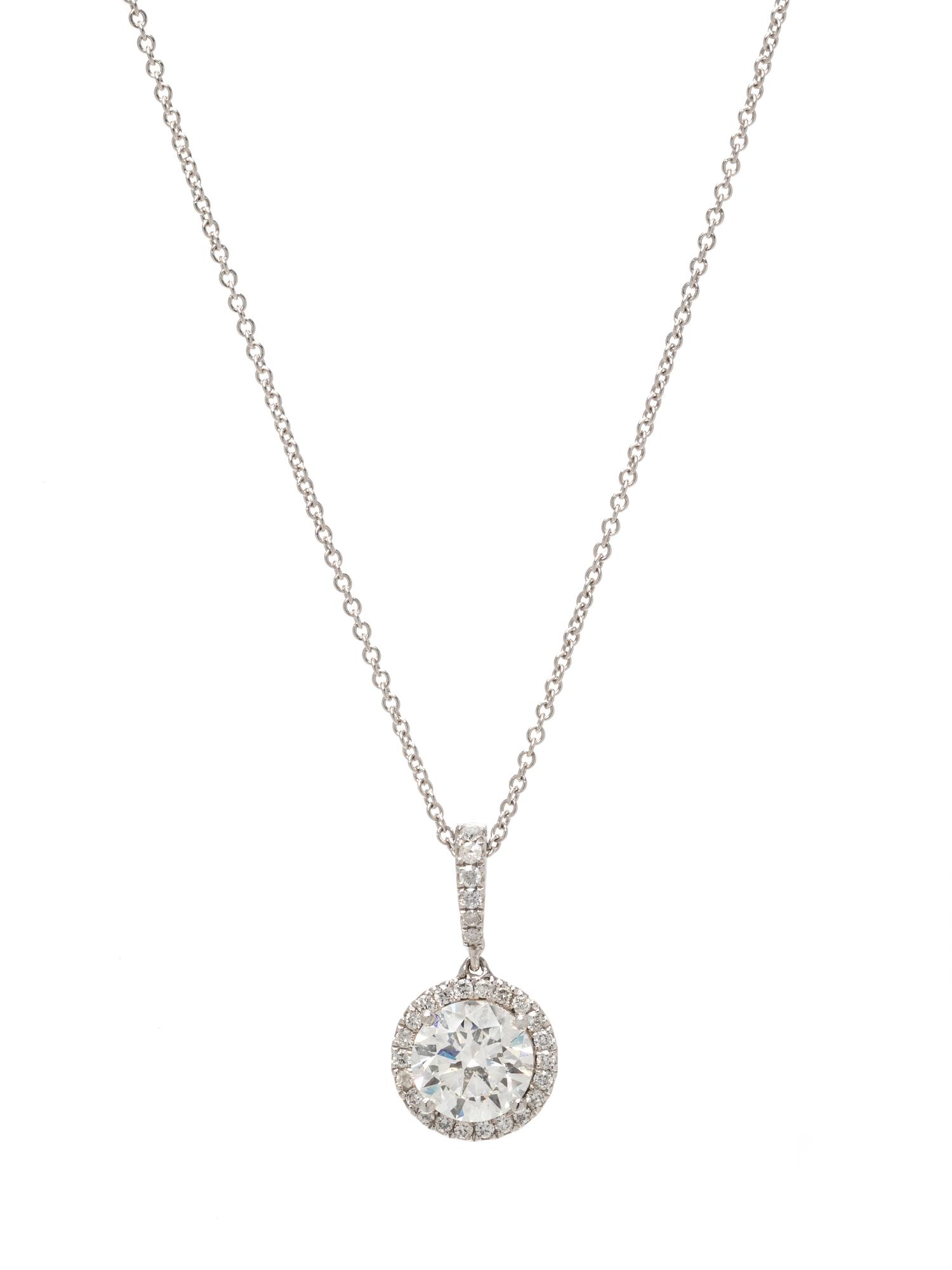 DIAMOND PENDANT/NECKLACE