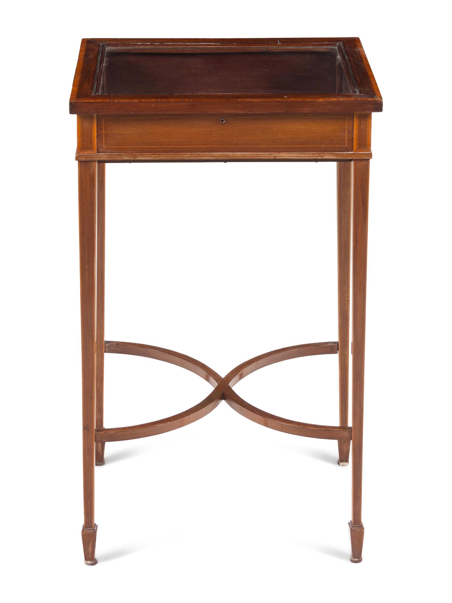 An Edwardian Satinwood-Banded Mahogany Vitrine Table